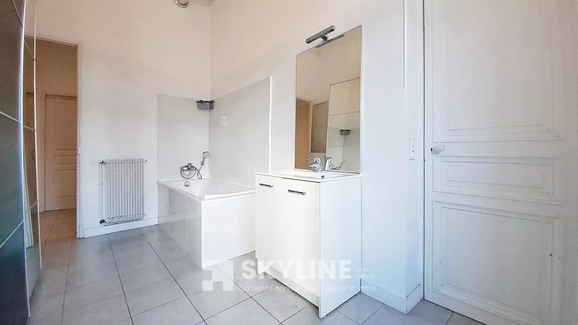 Photo 6 — SKYLINE REAL ESTATE