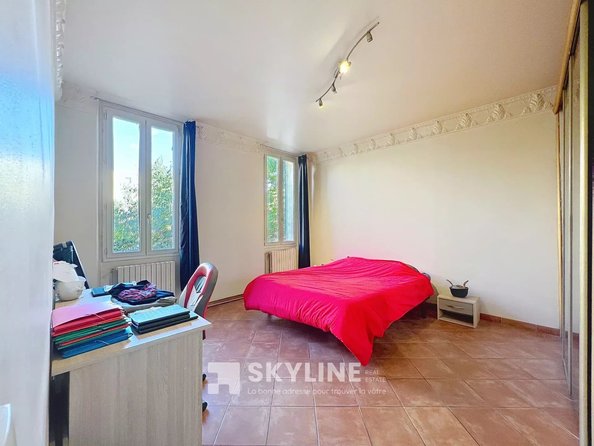 Photo 6 — SKYLINE REAL ESTATE