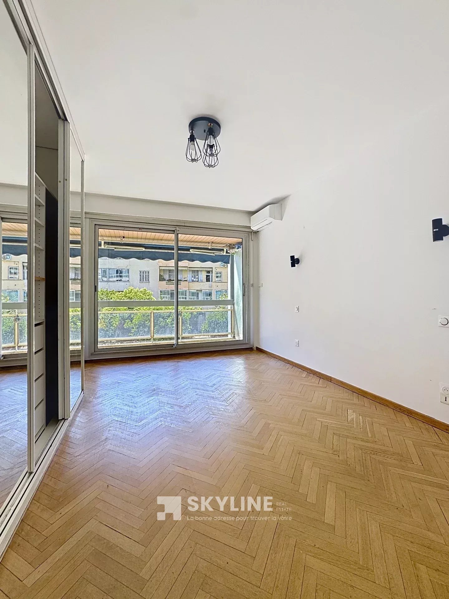 Photo 6 — SKYLINE REAL ESTATE