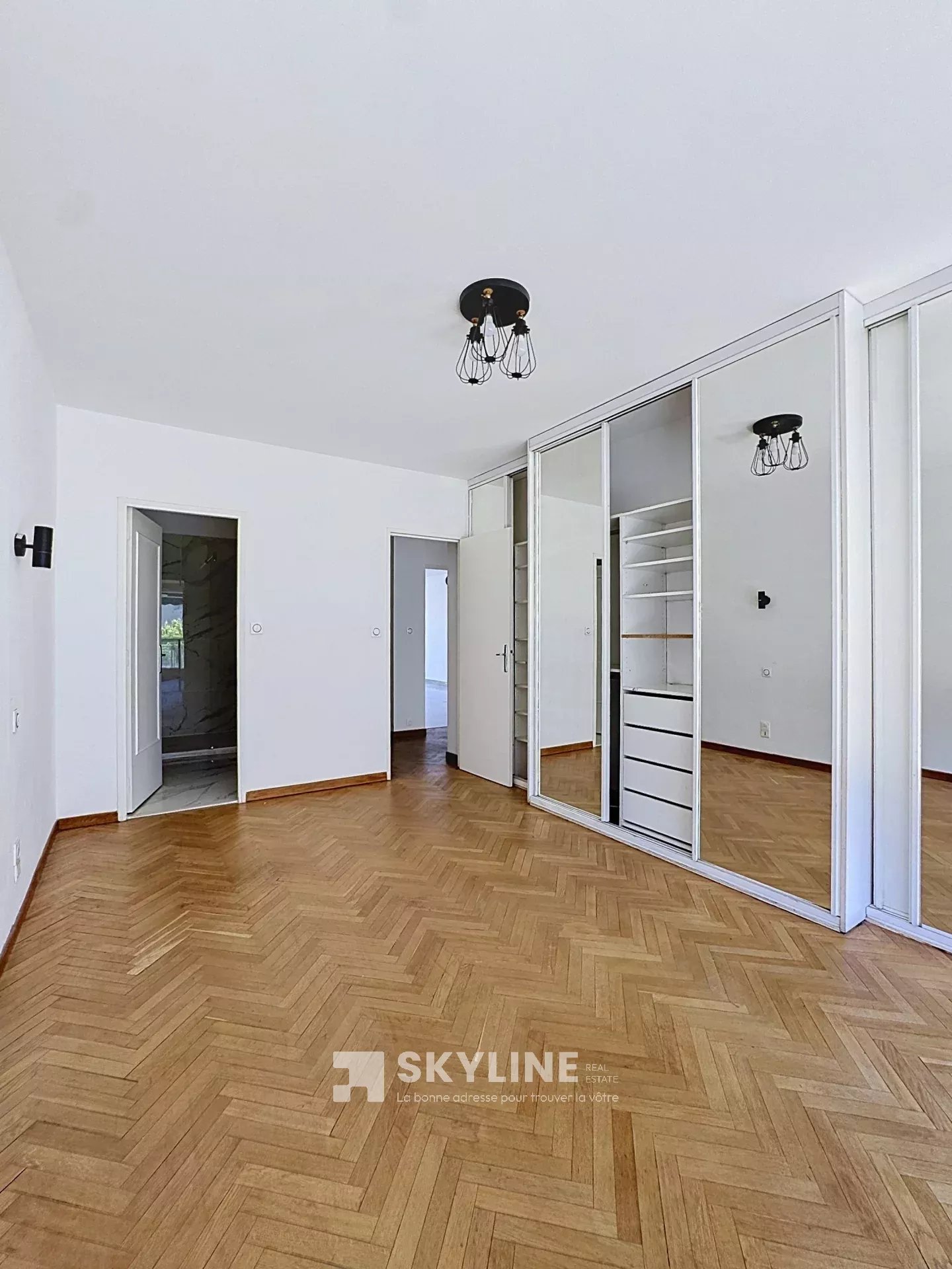Photo 7 — SKYLINE REAL ESTATE