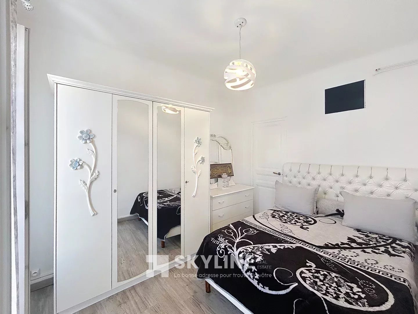 Photo 7 — SKYLINE REAL ESTATE