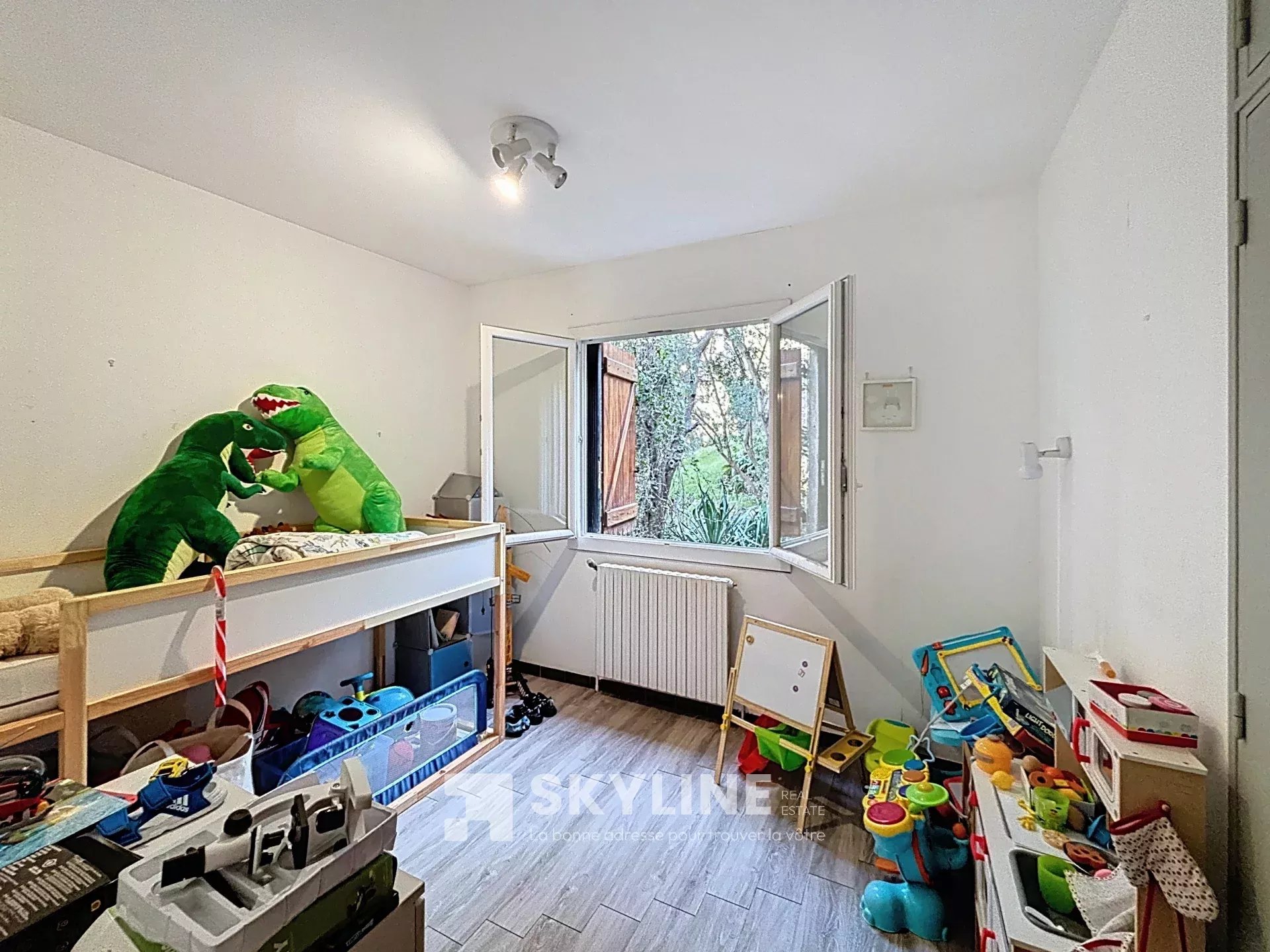 Photo 13 — SKYLINE REAL ESTATE