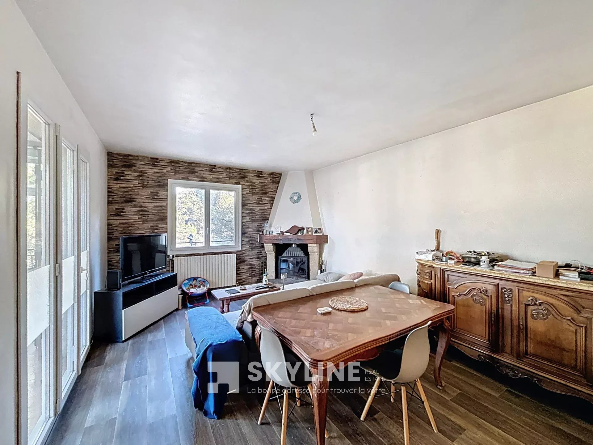 Photo 12 — SKYLINE REAL ESTATE