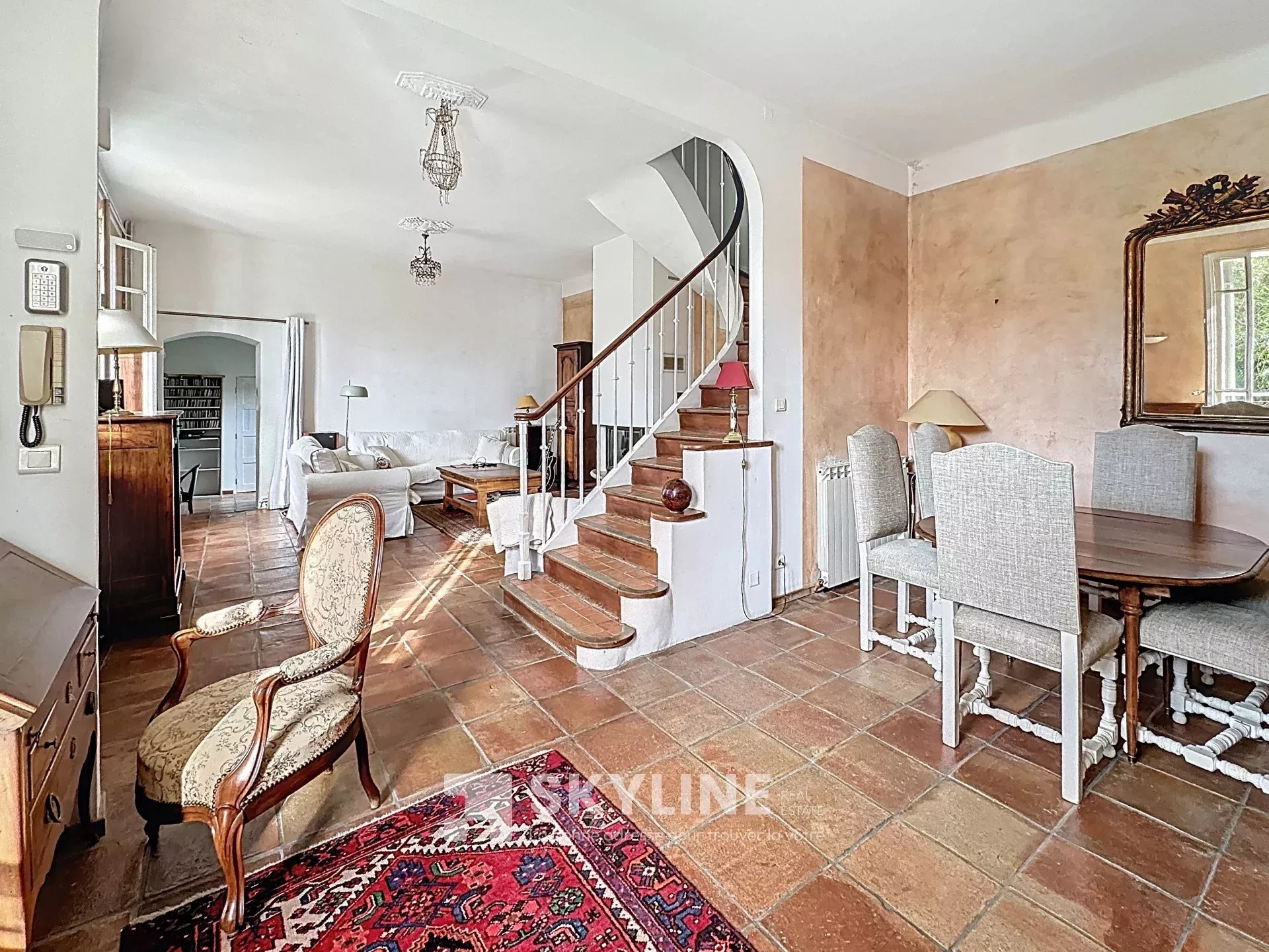 Photo 2 — SKYLINE REAL ESTATE