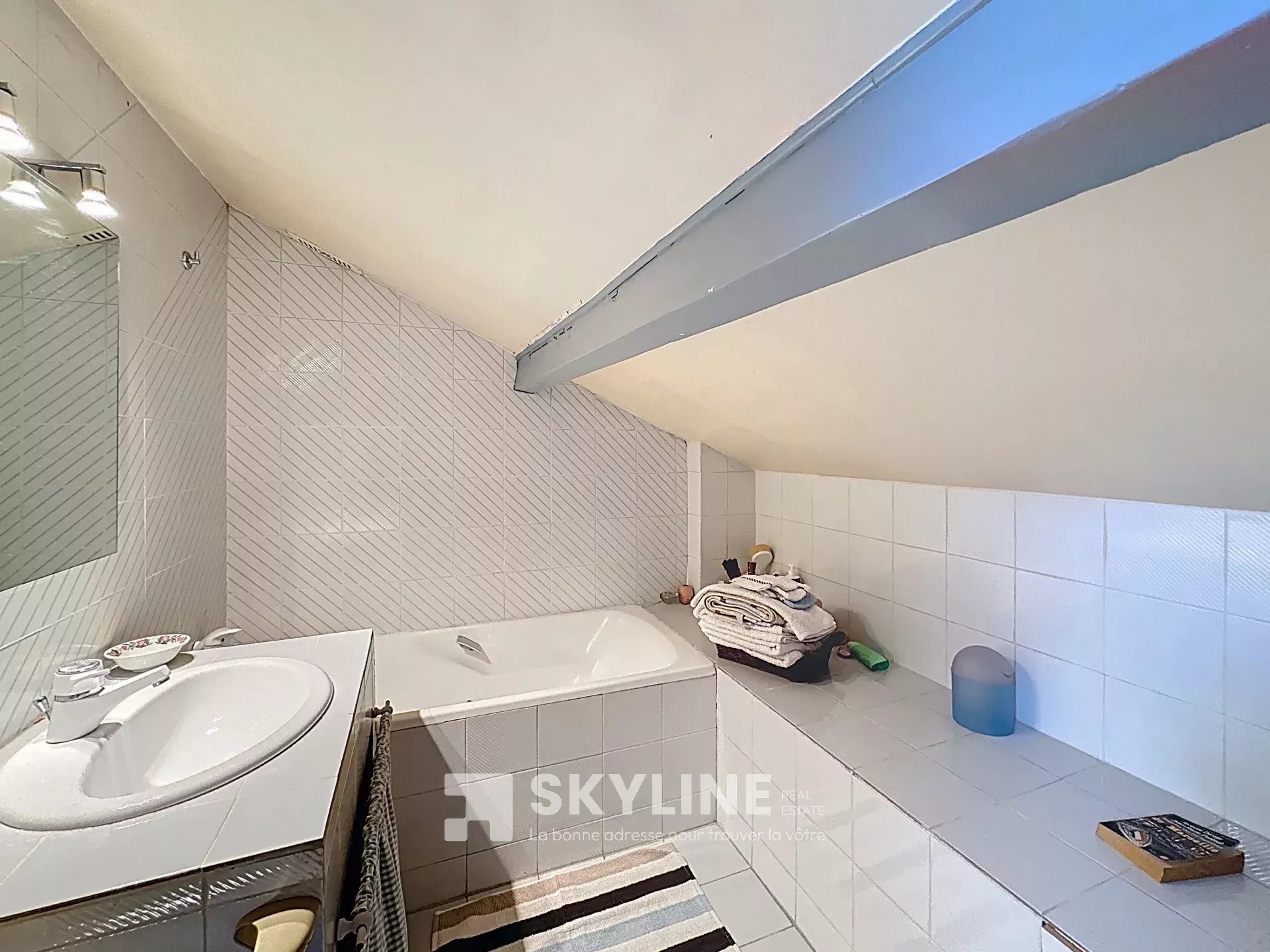 Photo 13 — SKYLINE REAL ESTATE