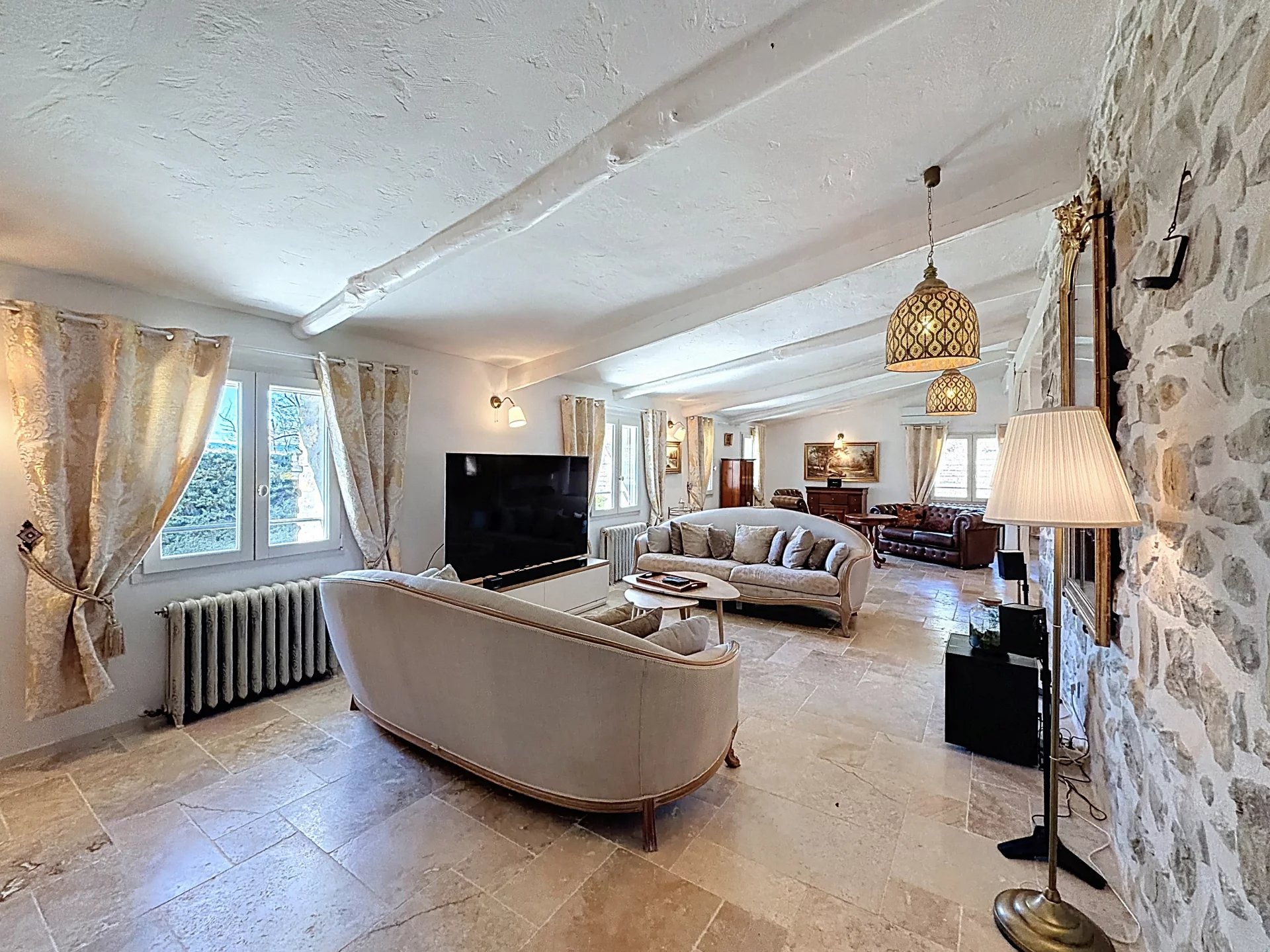 Photo 9 — SKYLINE REAL ESTATE