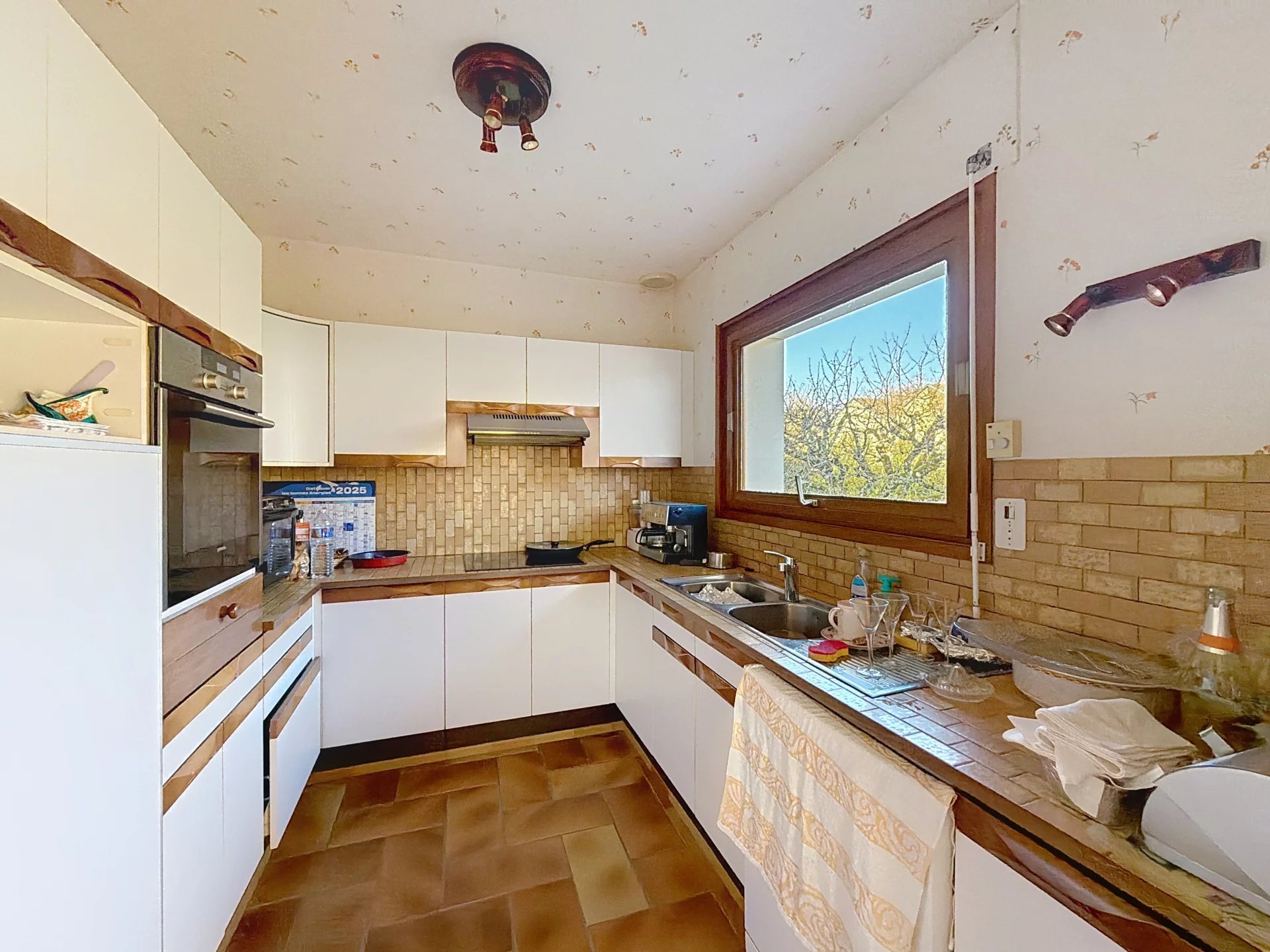 Photo 13 — SKYLINE REAL ESTATE