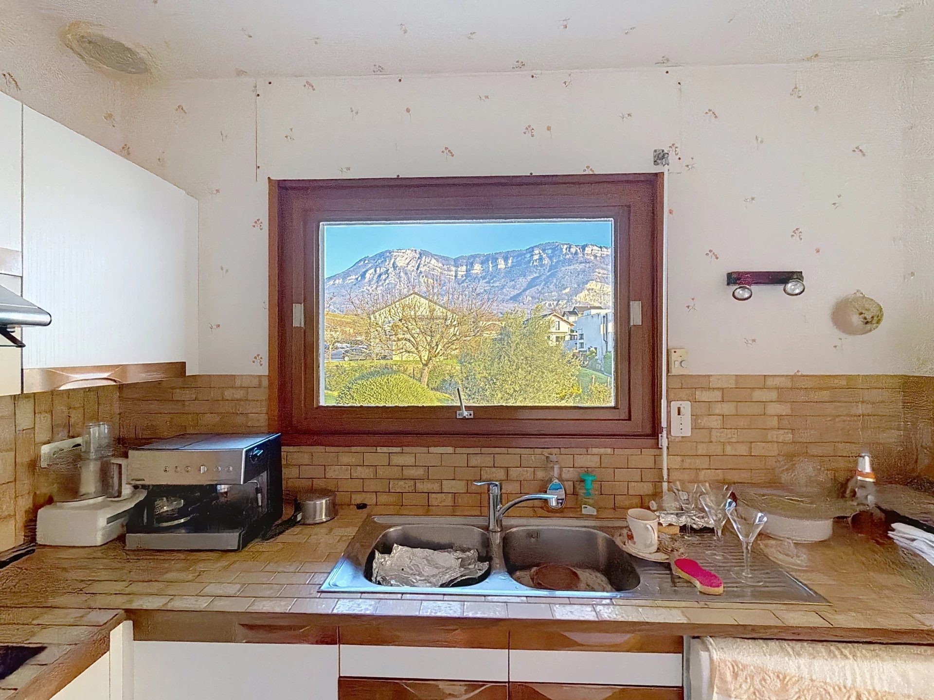 Photo 14 — SKYLINE REAL ESTATE