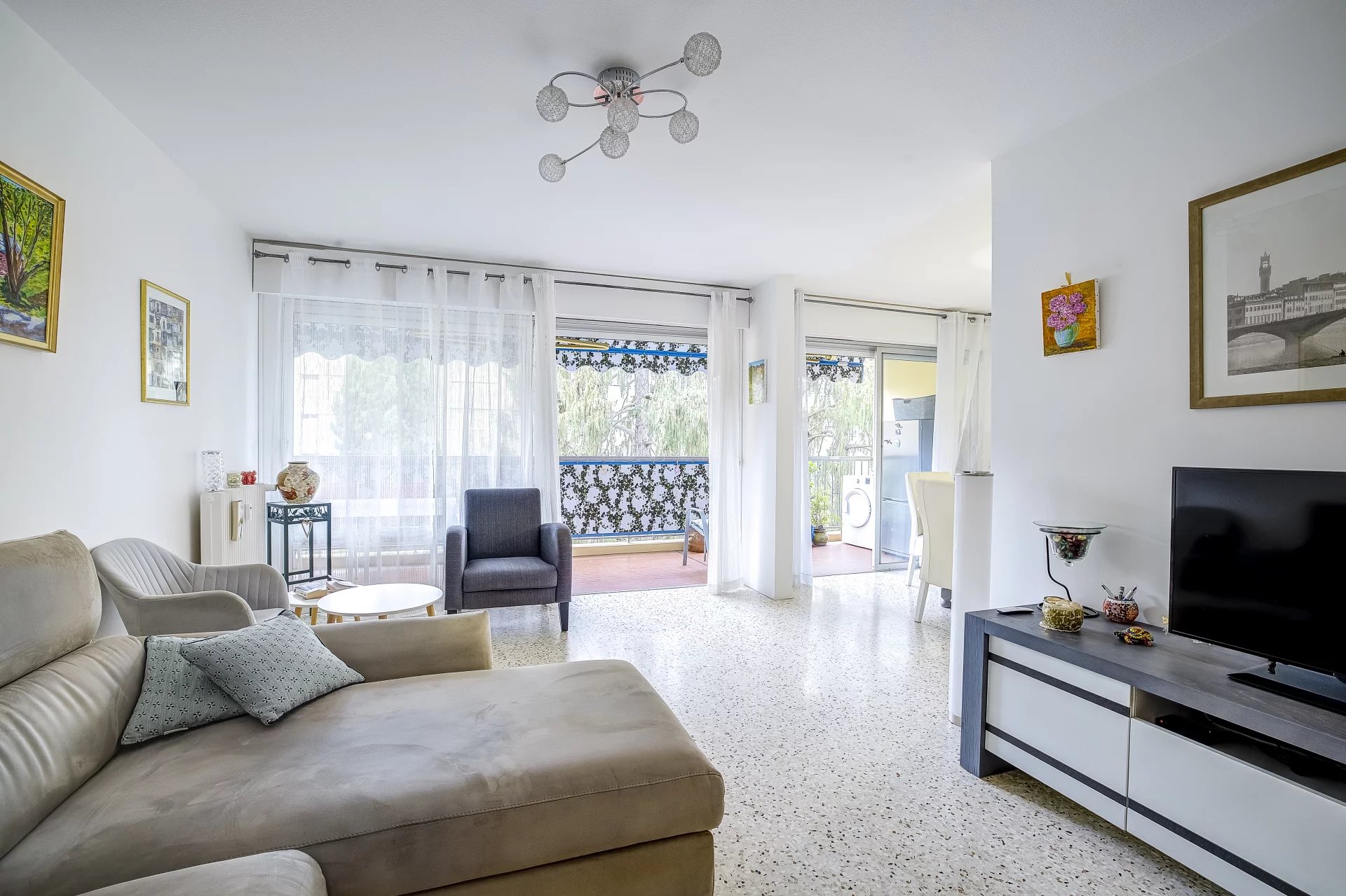 Photo 2 — SKYLINE REAL ESTATE