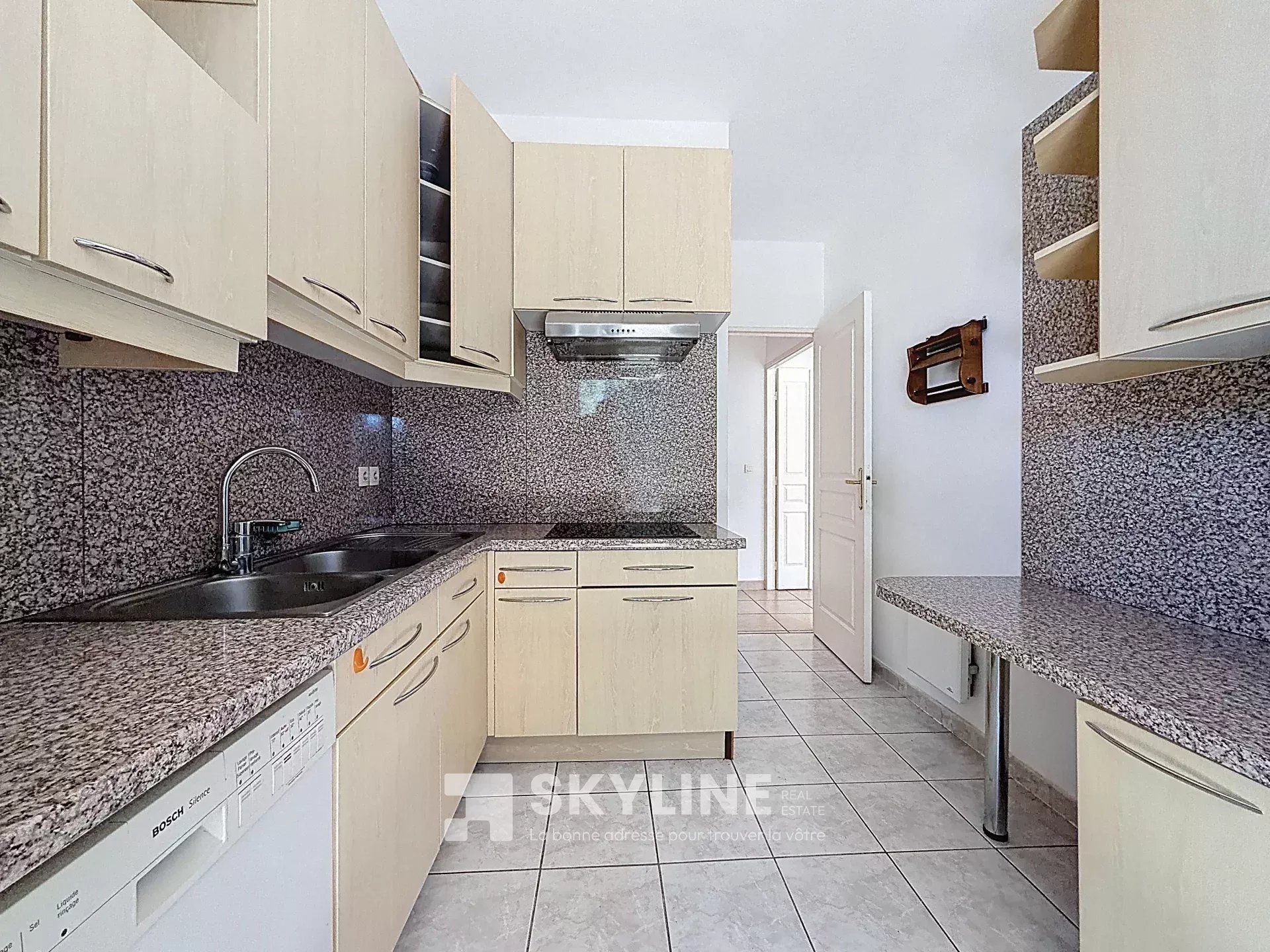 Photo 7 — SKYLINE REAL ESTATE