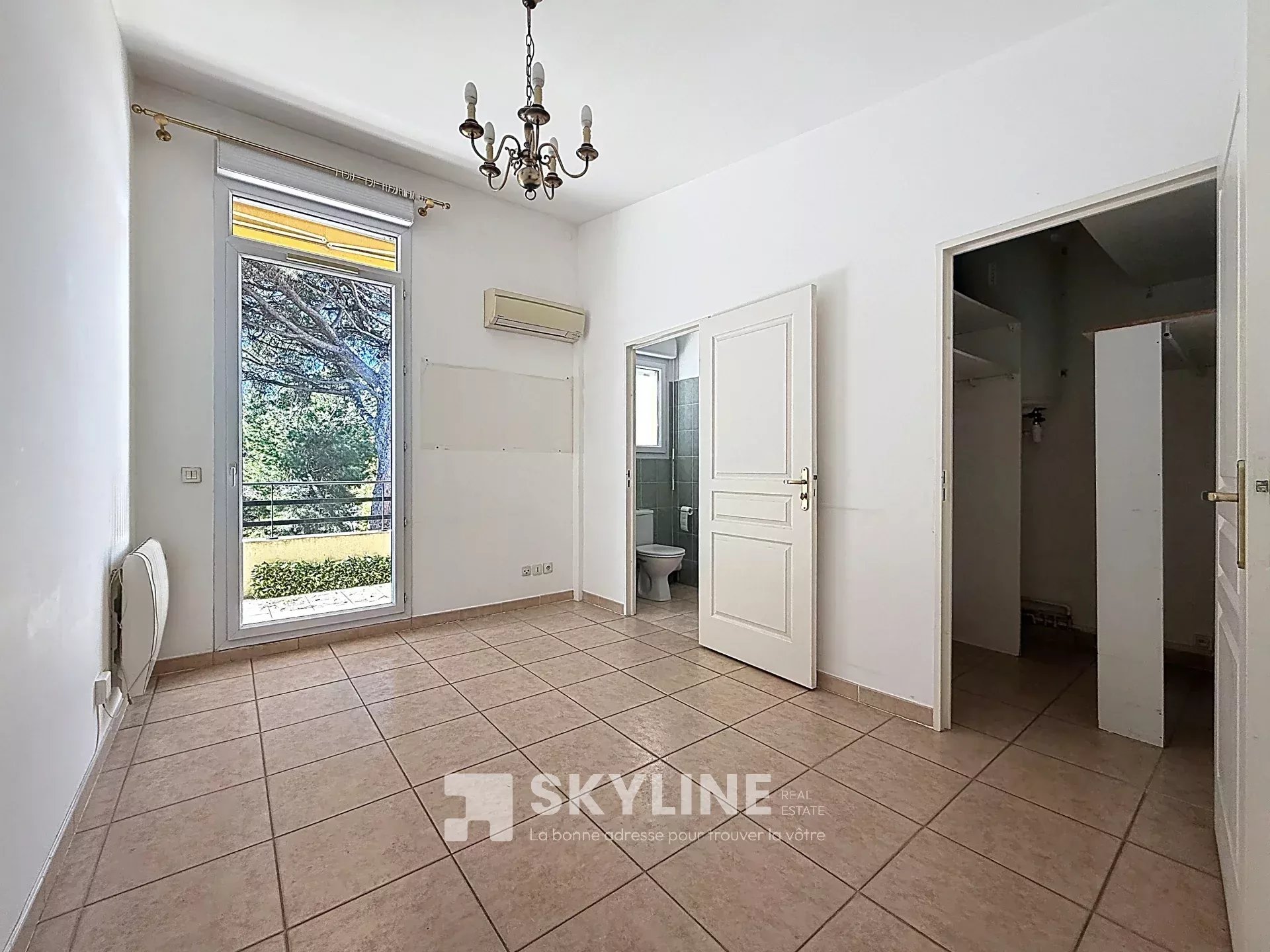 Photo 10 — SKYLINE REAL ESTATE