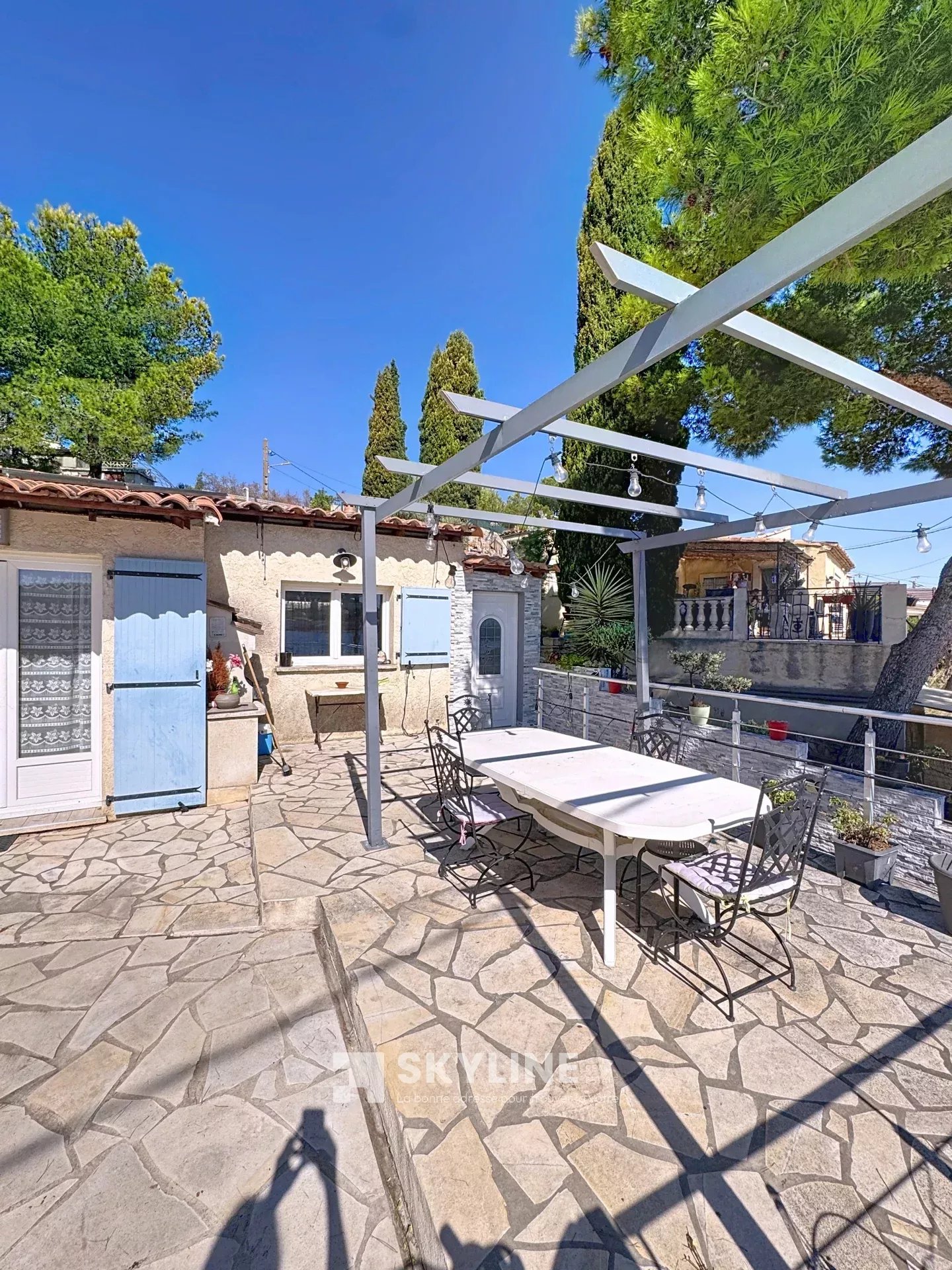 Photo 4 — SKYLINE REAL ESTATE