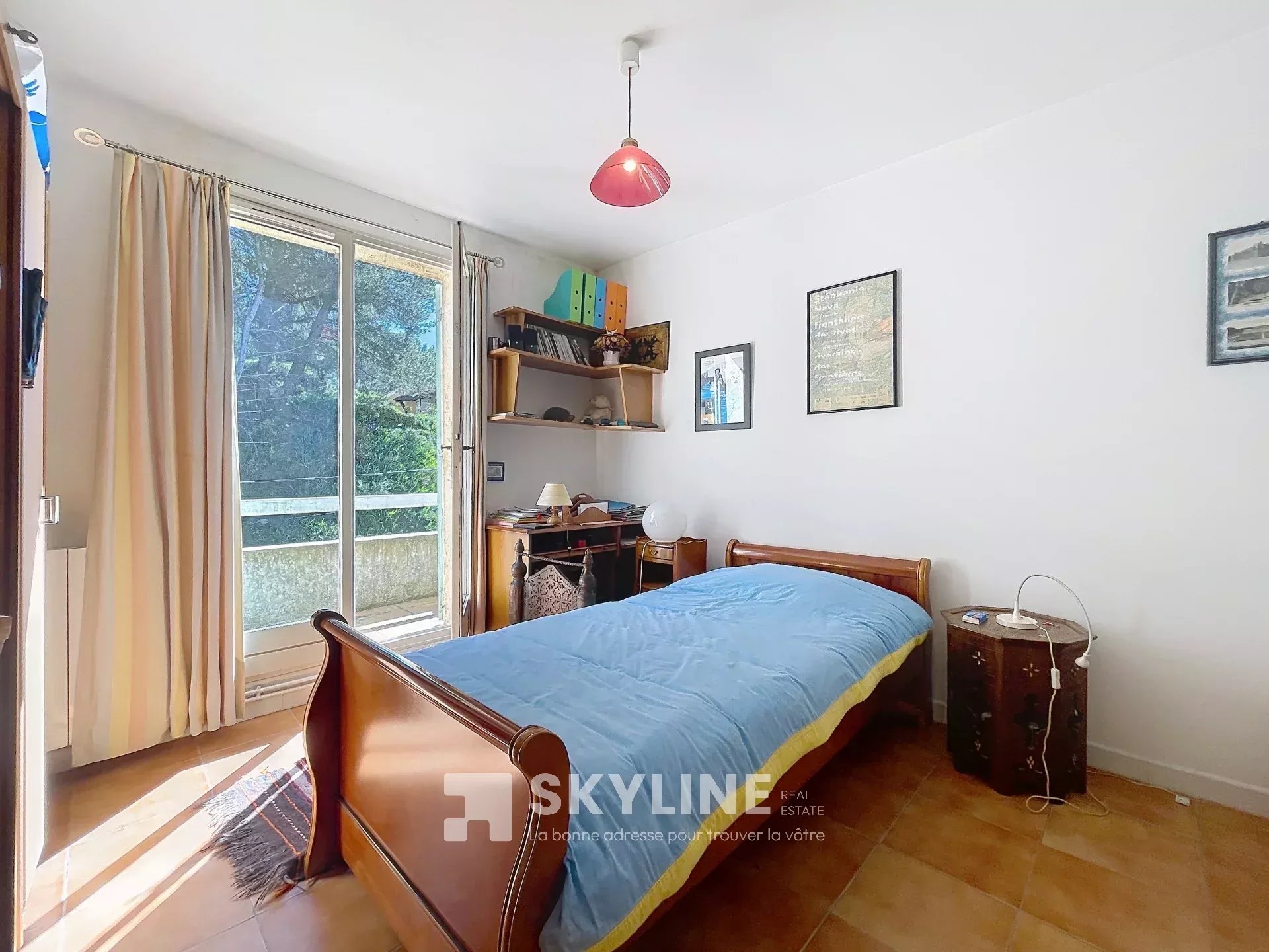 Photo 6 — SKYLINE REAL ESTATE