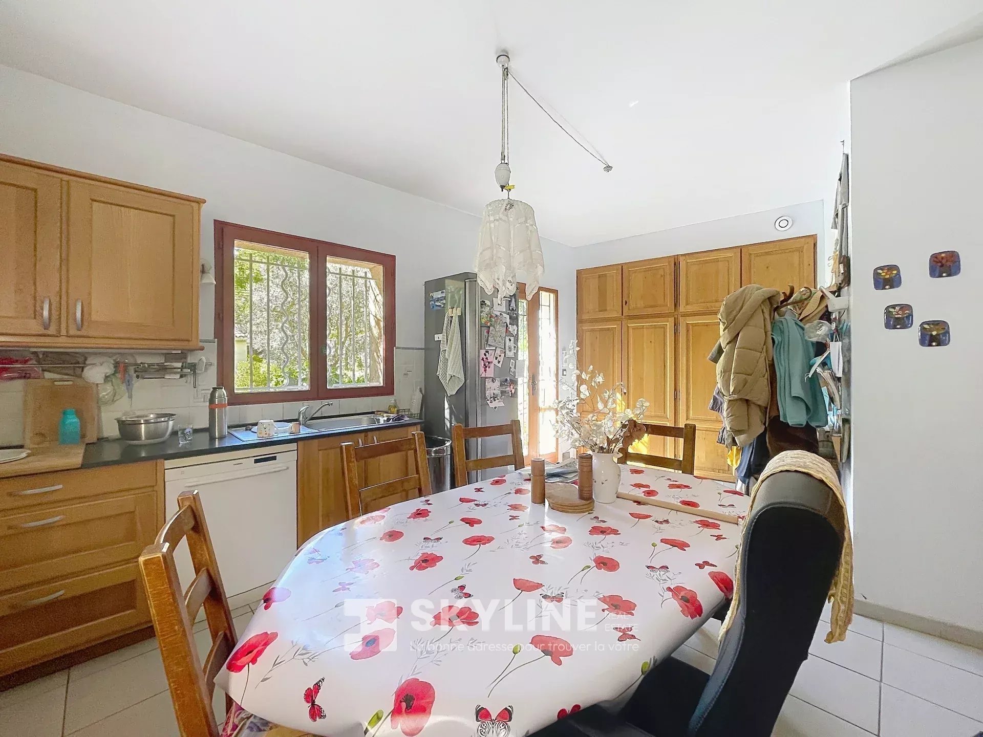 Photo 4 — SKYLINE REAL ESTATE