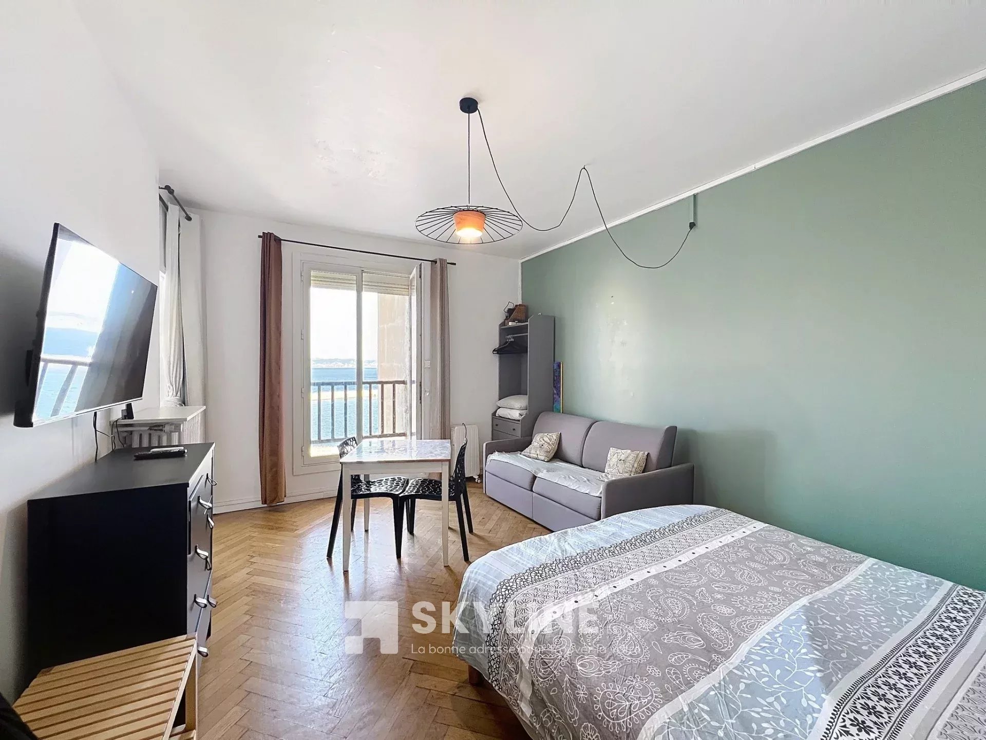 Photo 4 — SKYLINE REAL ESTATE