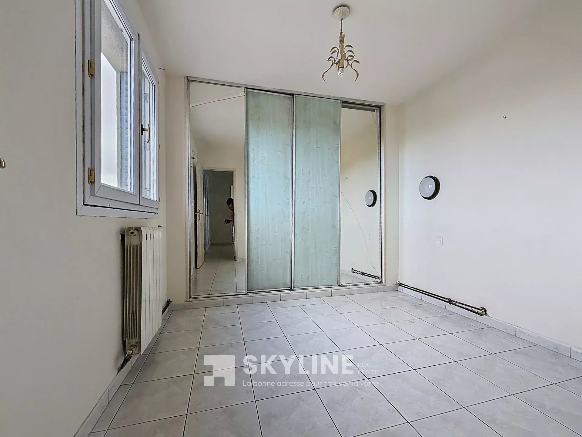 Photo 4 — SKYLINE REAL ESTATE