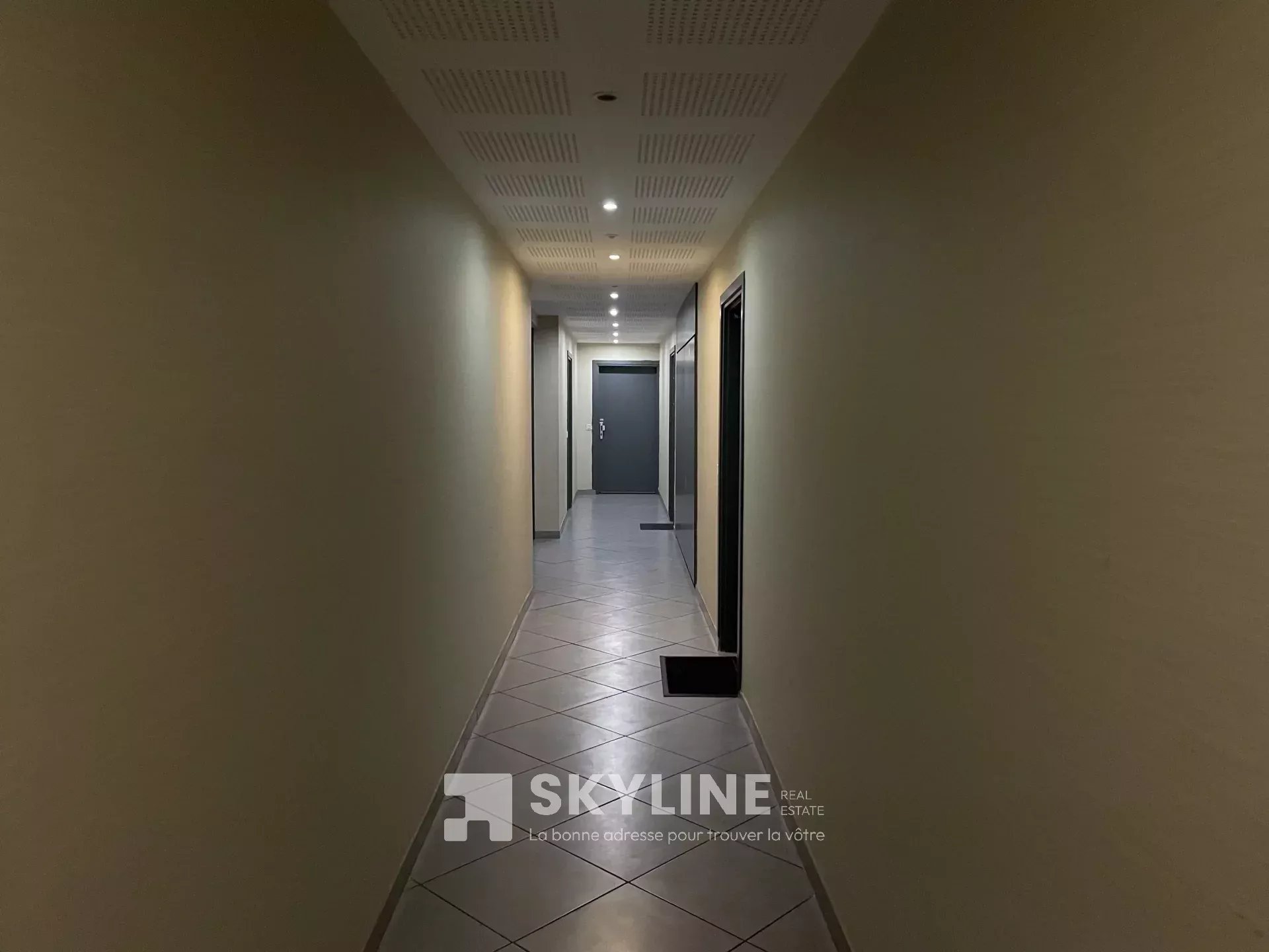 Photo 9 — SKYLINE REAL ESTATE