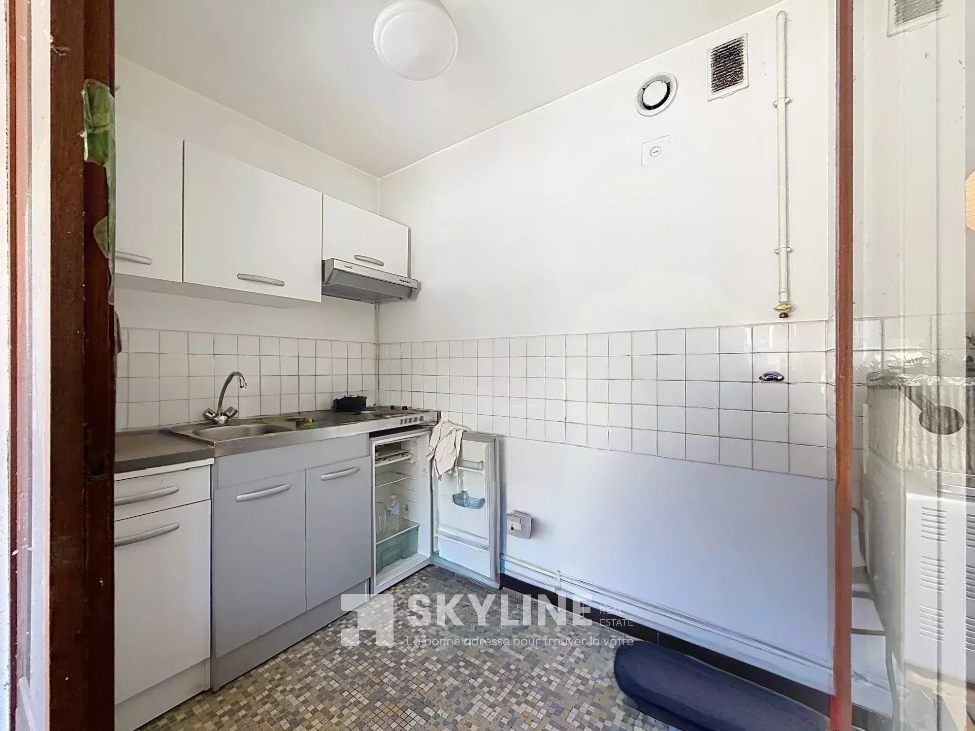 Photo 5 — SKYLINE REAL ESTATE