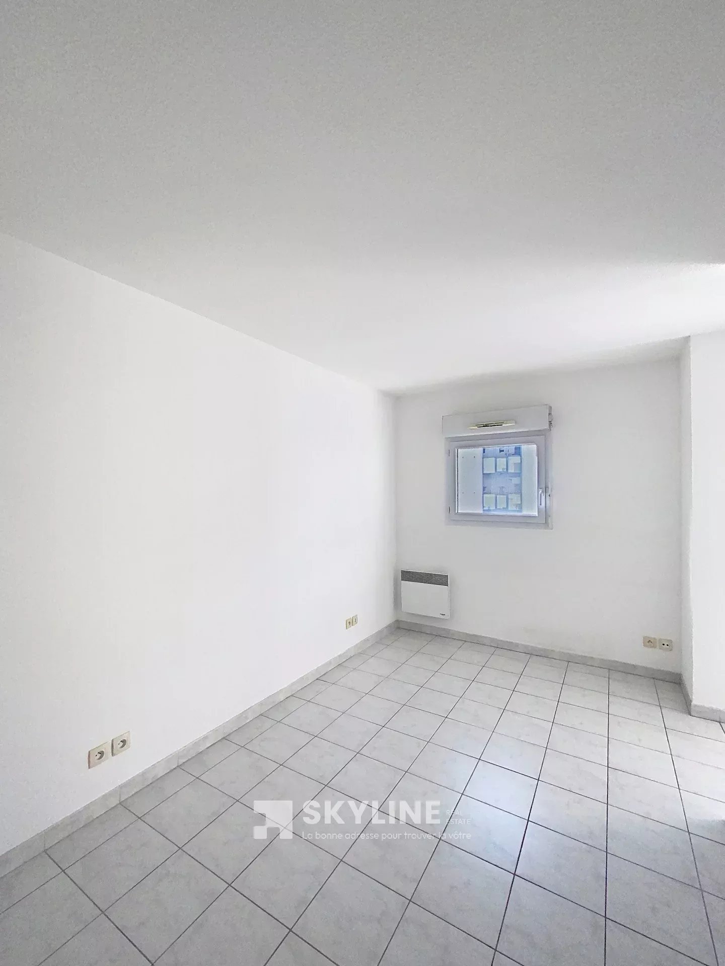 Photo 6 — SKYLINE REAL ESTATE