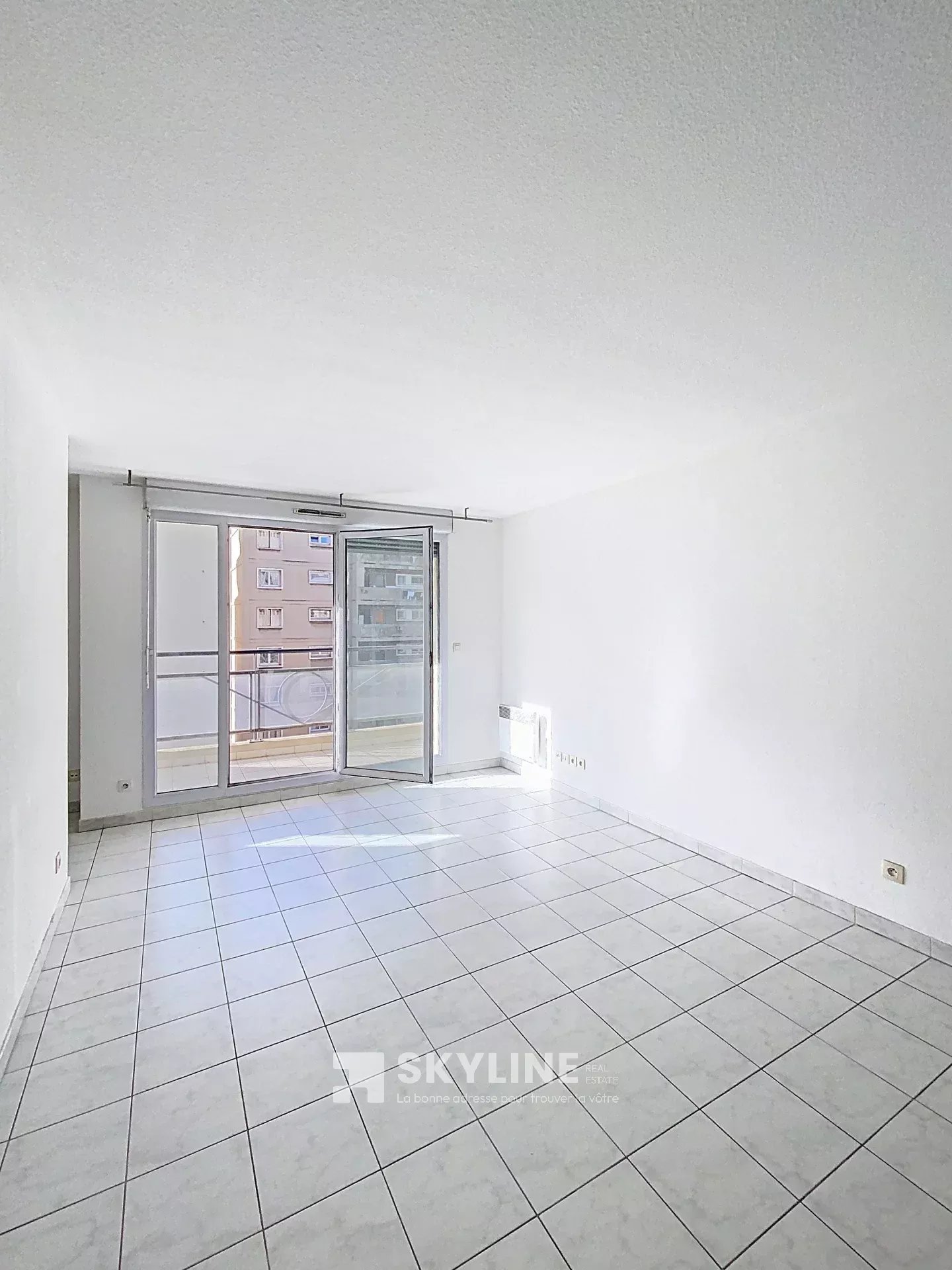 Photo 4 — SKYLINE REAL ESTATE