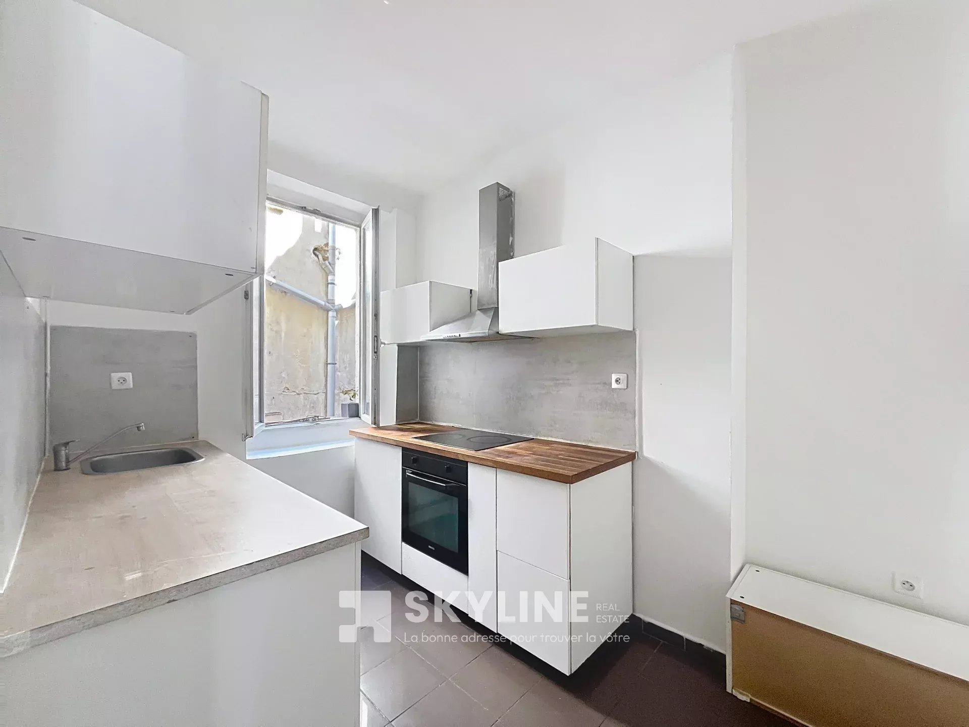 Photo 5 — SKYLINE REAL ESTATE