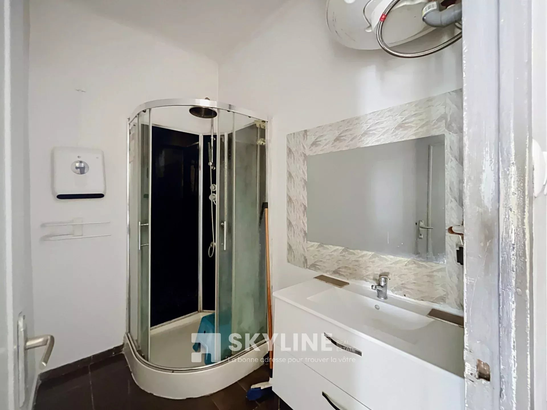 Photo 6 — SKYLINE REAL ESTATE