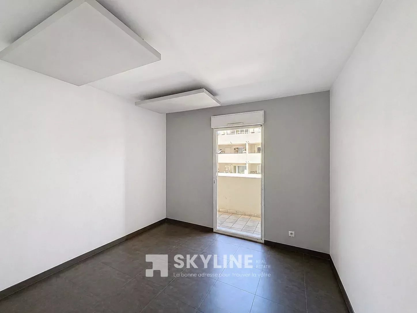 Photo 5 — SKYLINE REAL ESTATE