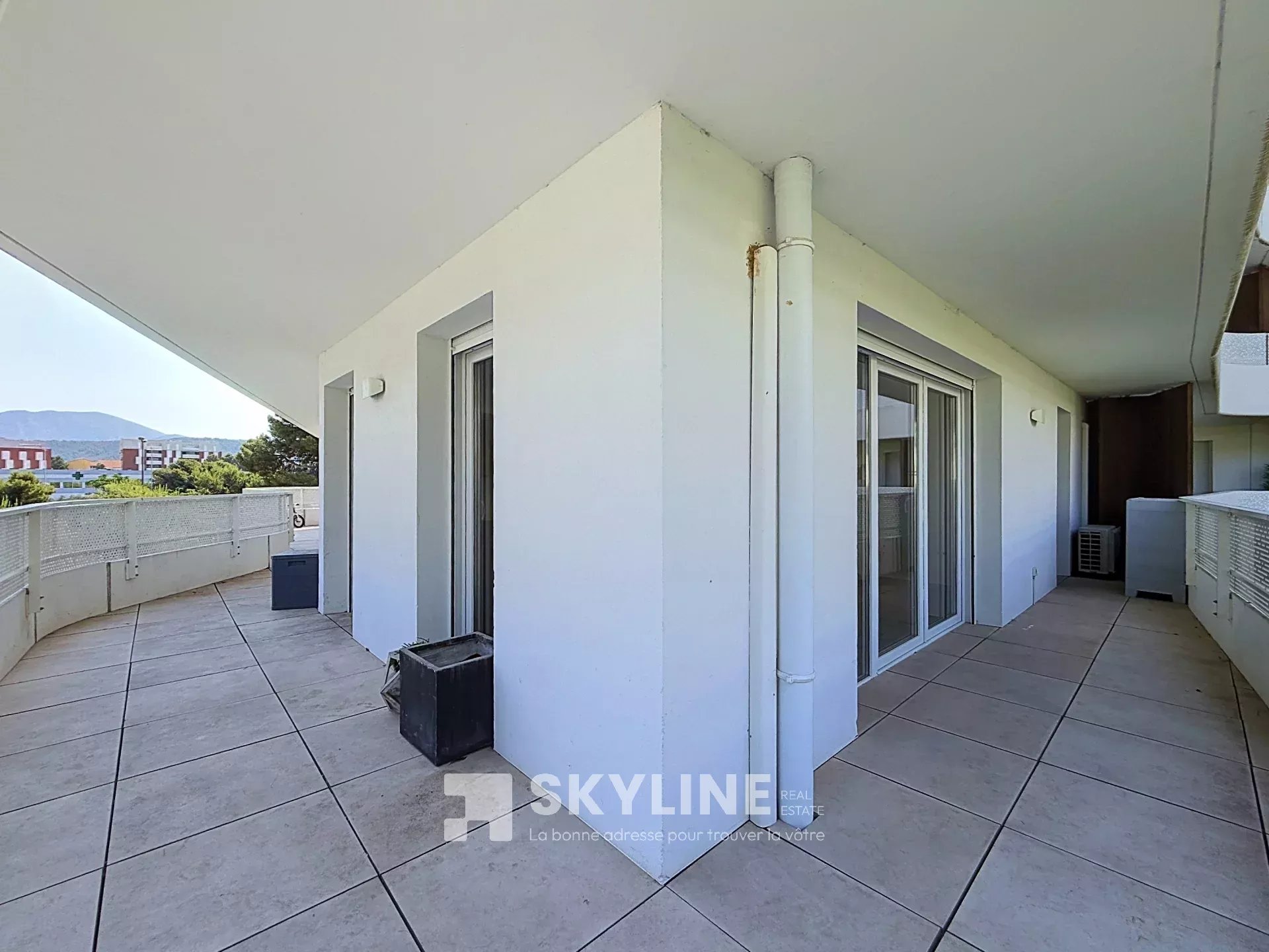 Photo 10 — SKYLINE REAL ESTATE