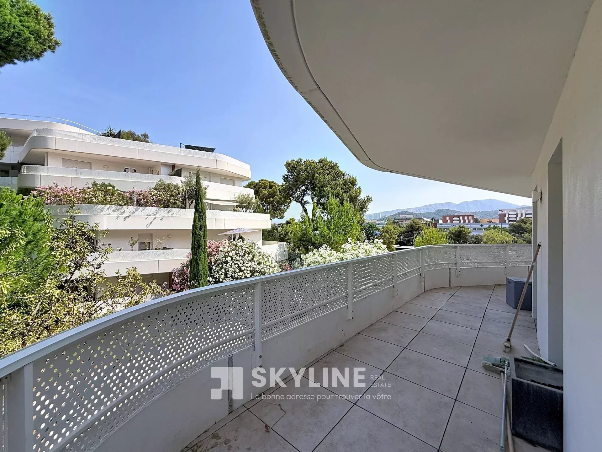Photo 11 — SKYLINE REAL ESTATE