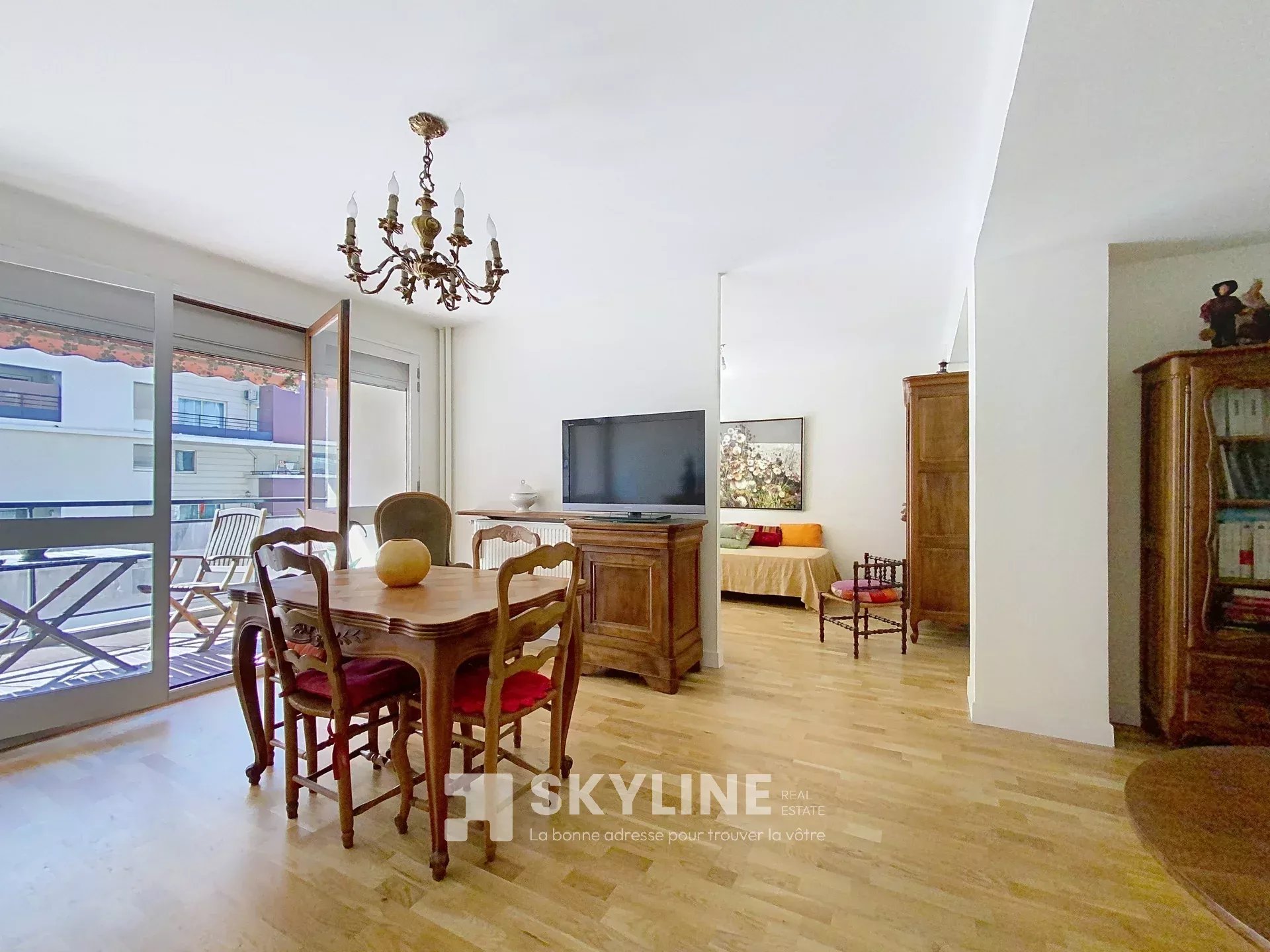 Photo 4 — SKYLINE REAL ESTATE
