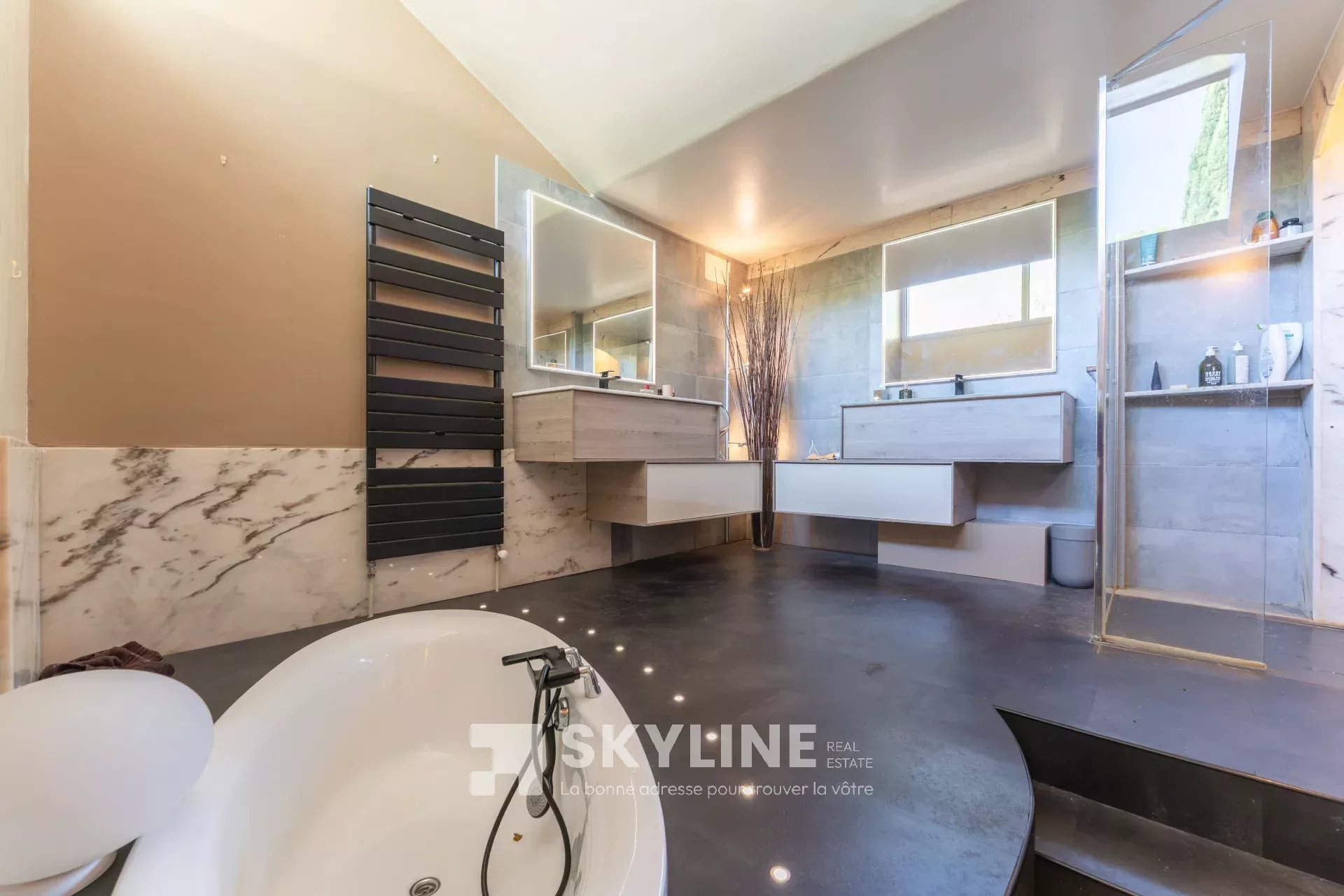 Photo 18 — SKYLINE REAL ESTATE