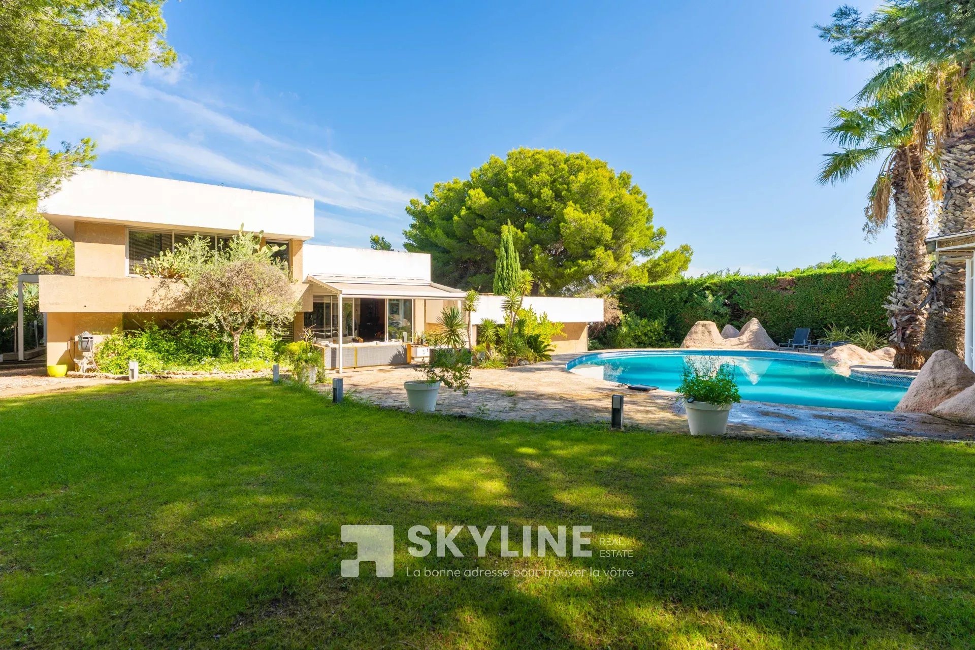 Photo 5 — SKYLINE REAL ESTATE