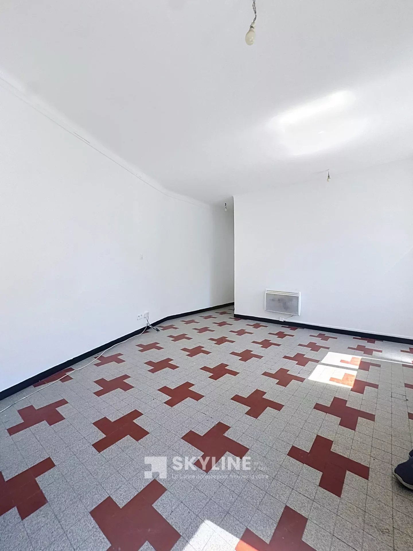 Photo 5 — SKYLINE REAL ESTATE