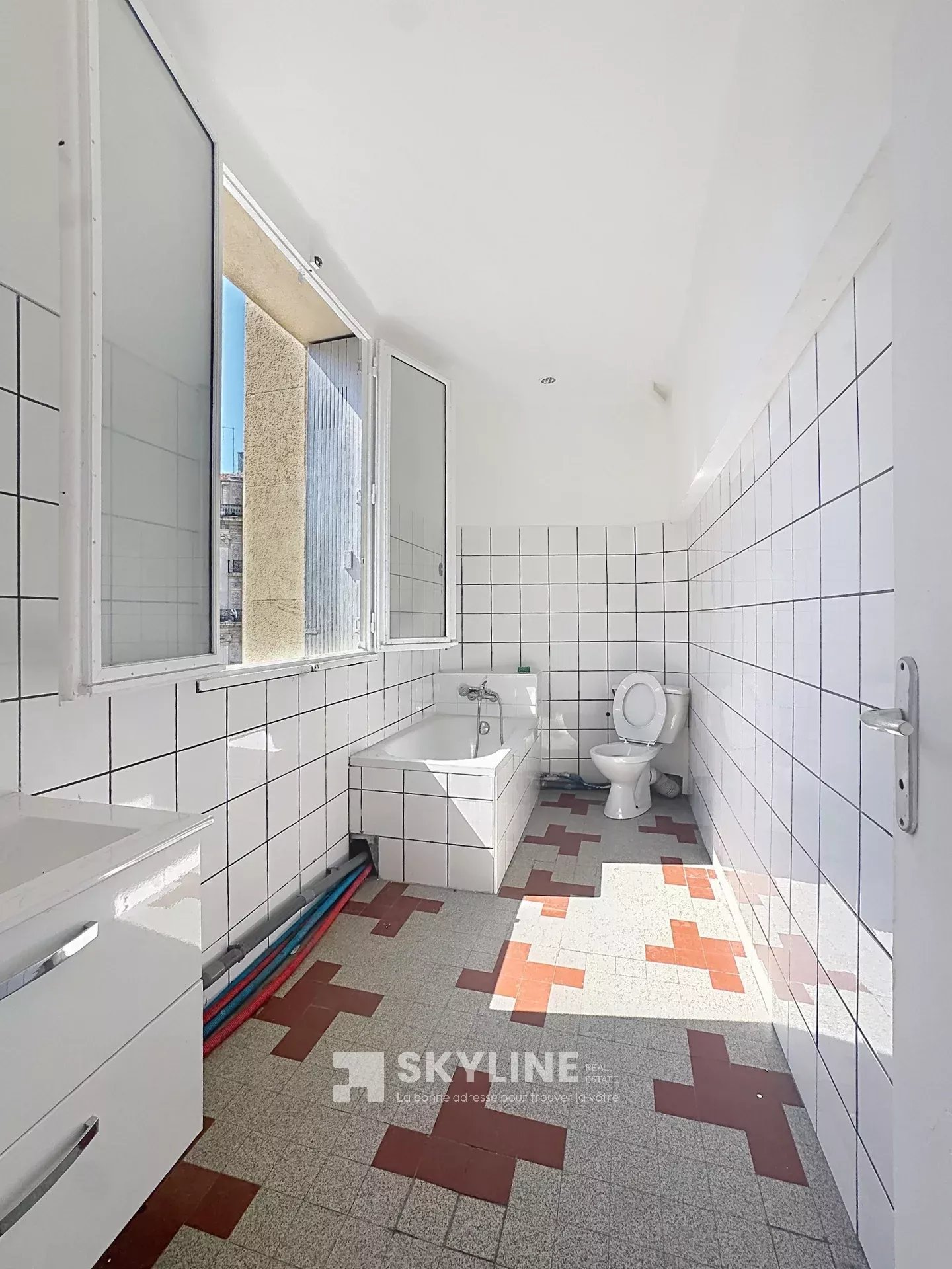 Photo 6 — SKYLINE REAL ESTATE