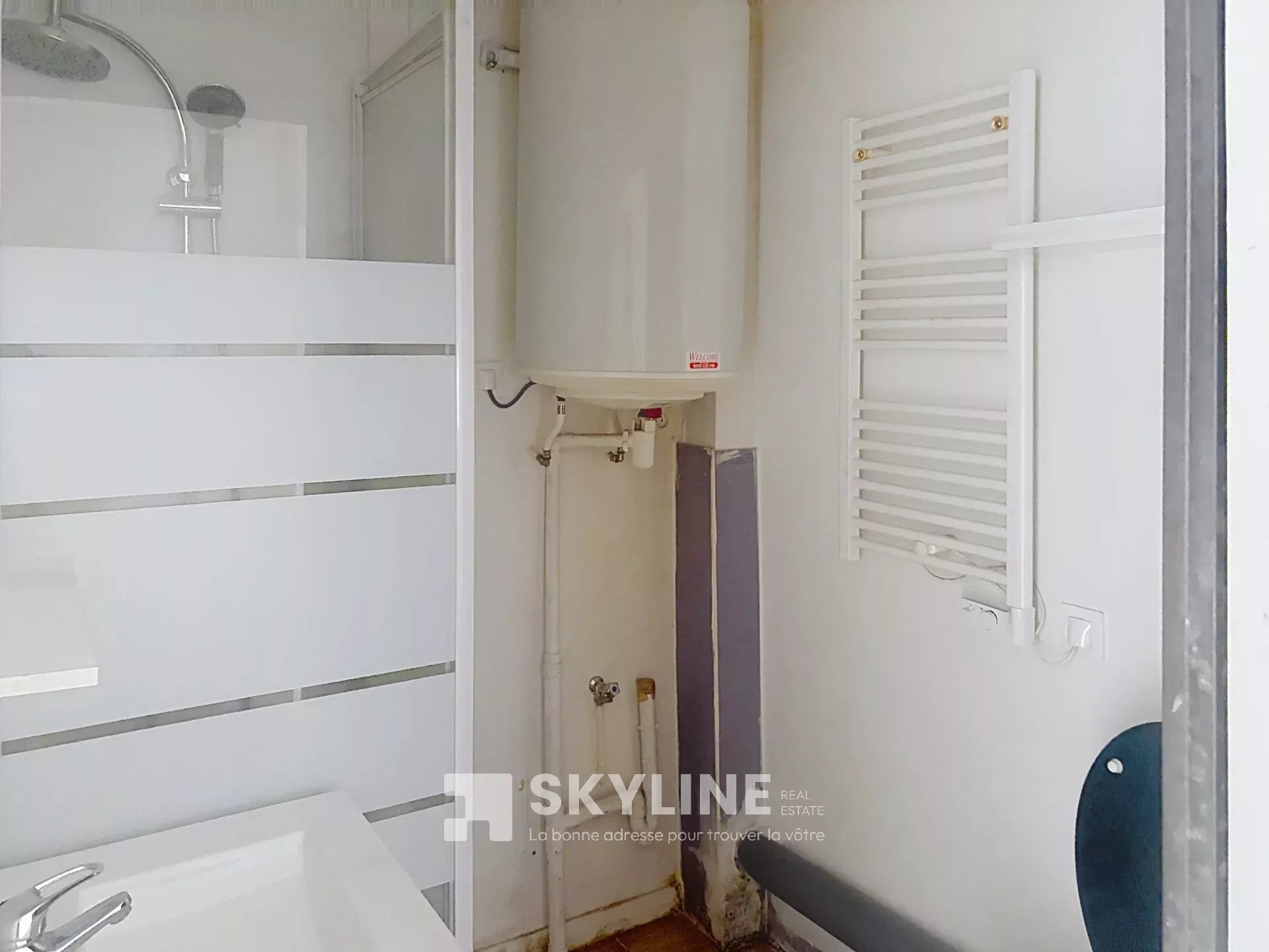 Photo 4 — SKYLINE REAL ESTATE