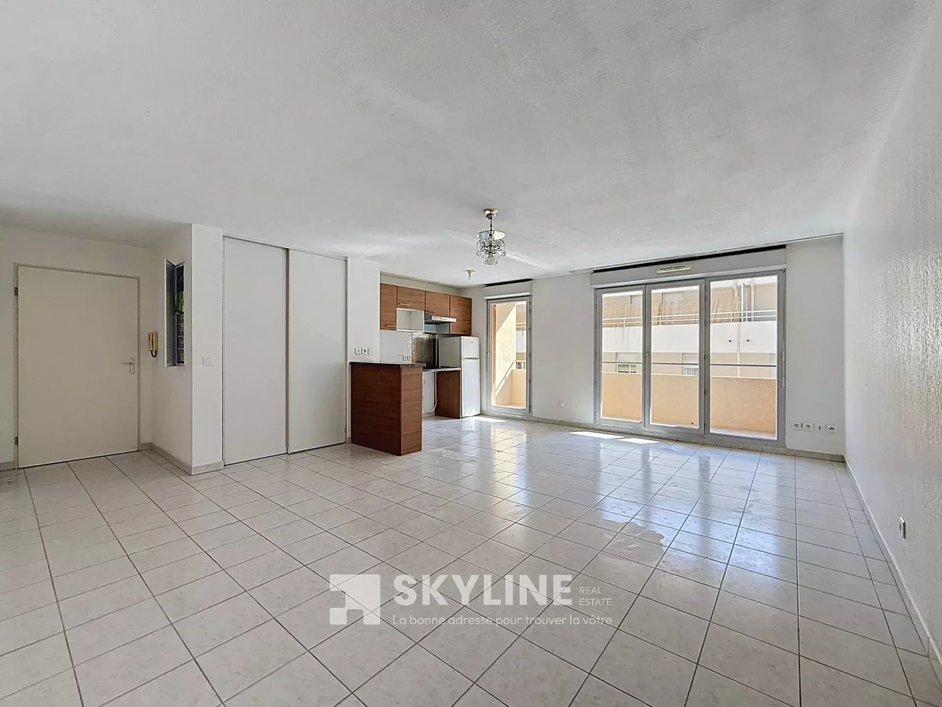 Photo 4 — SKYLINE REAL ESTATE