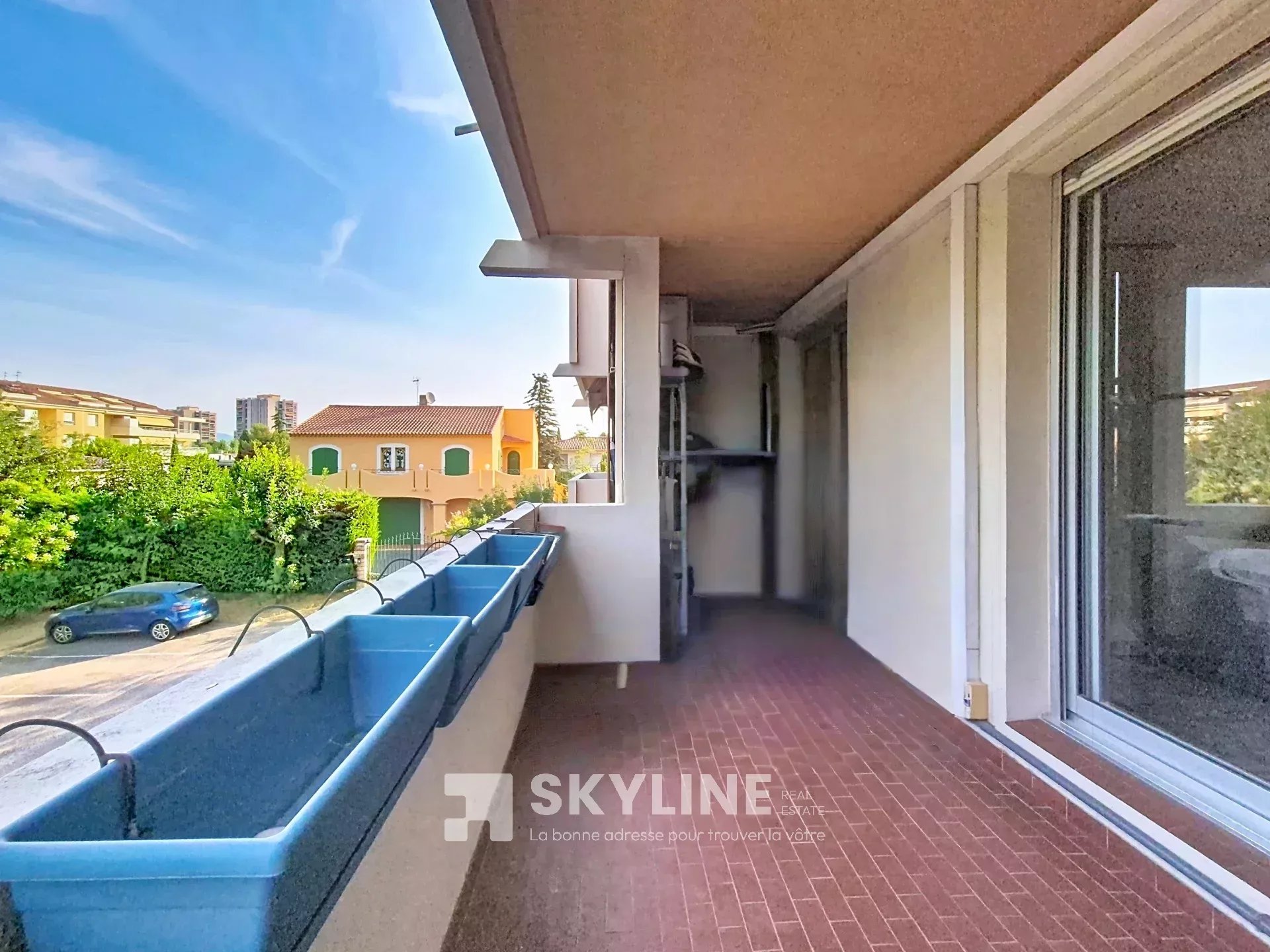 Photo 9 — SKYLINE REAL ESTATE