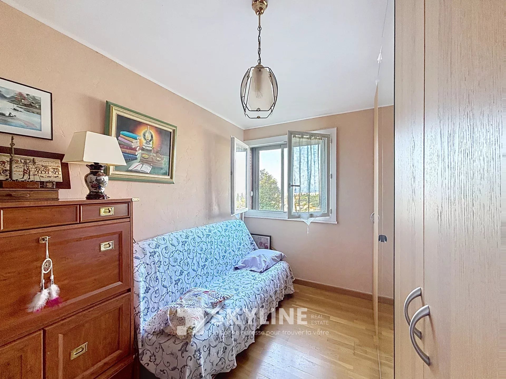 Photo 6 — SKYLINE REAL ESTATE