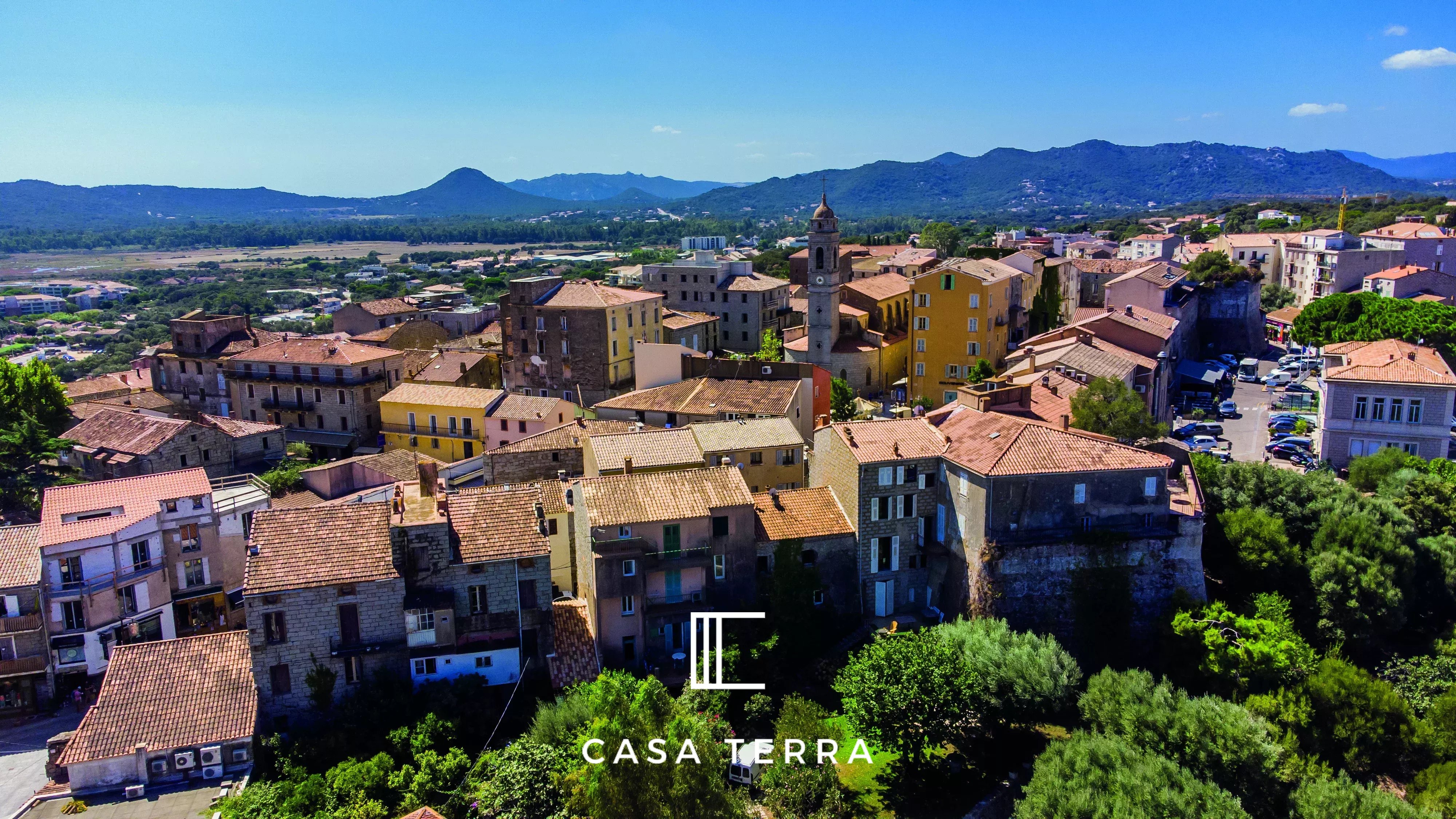 Photo 9 — Casa Terra Real Estate