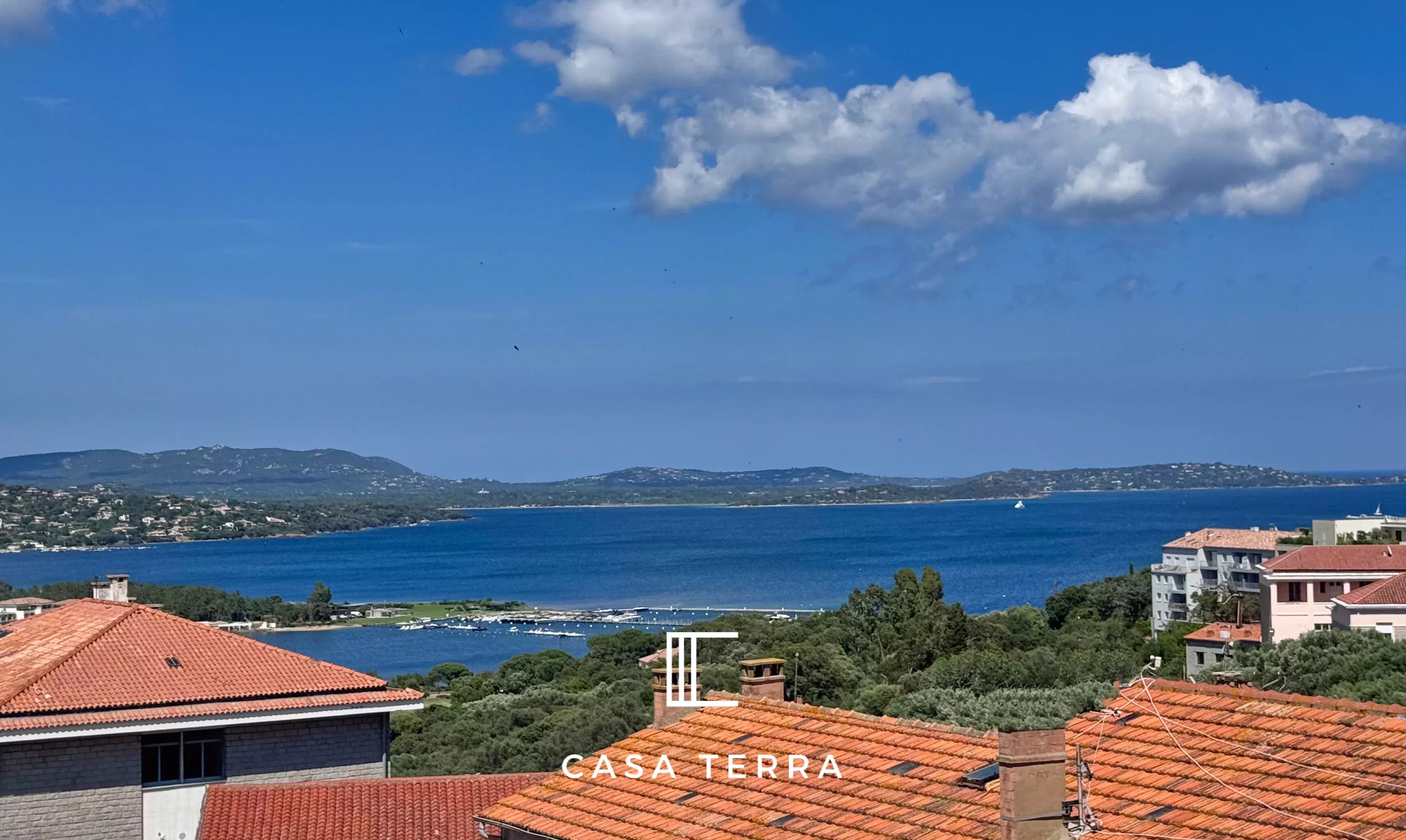 Photo 17 — Casa Terra Real Estate