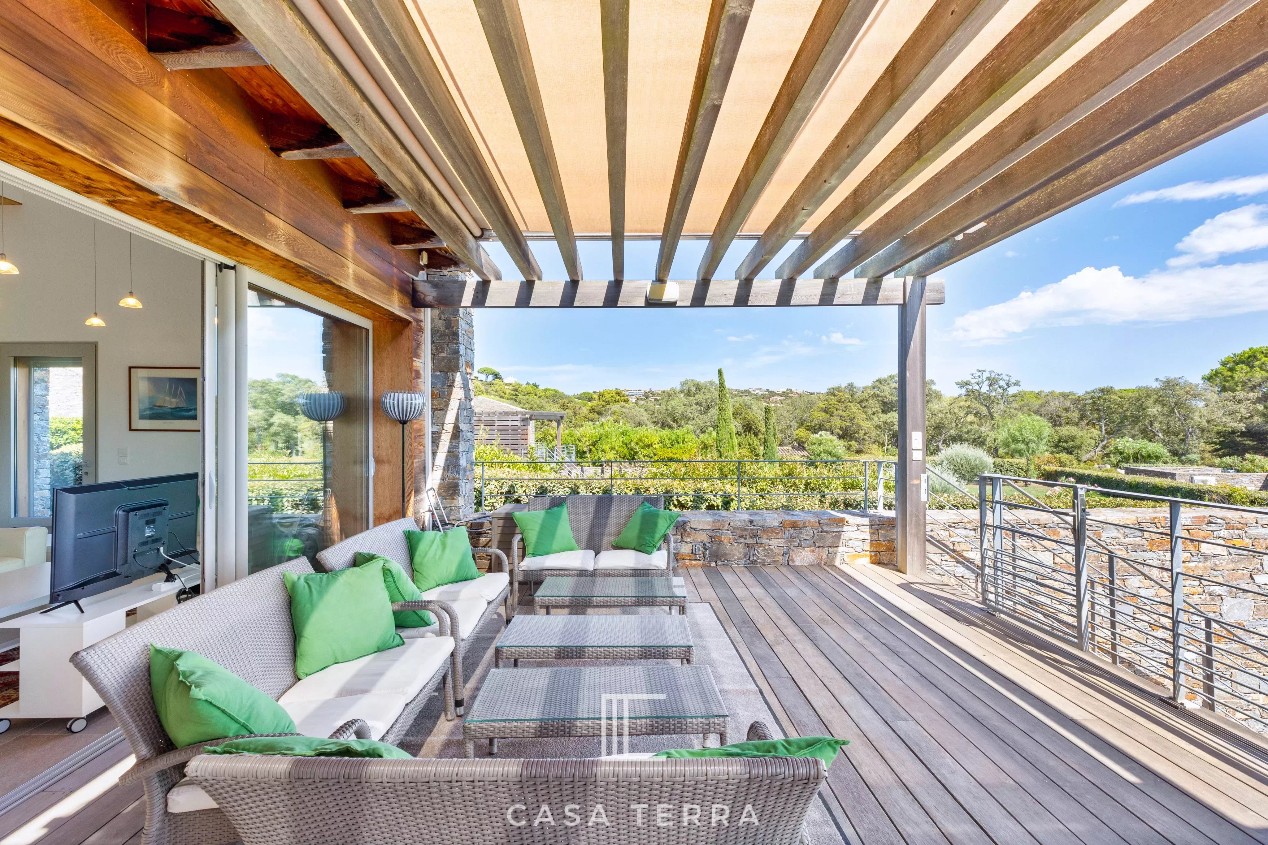 Photo 5 — Casa Terra Real Estate