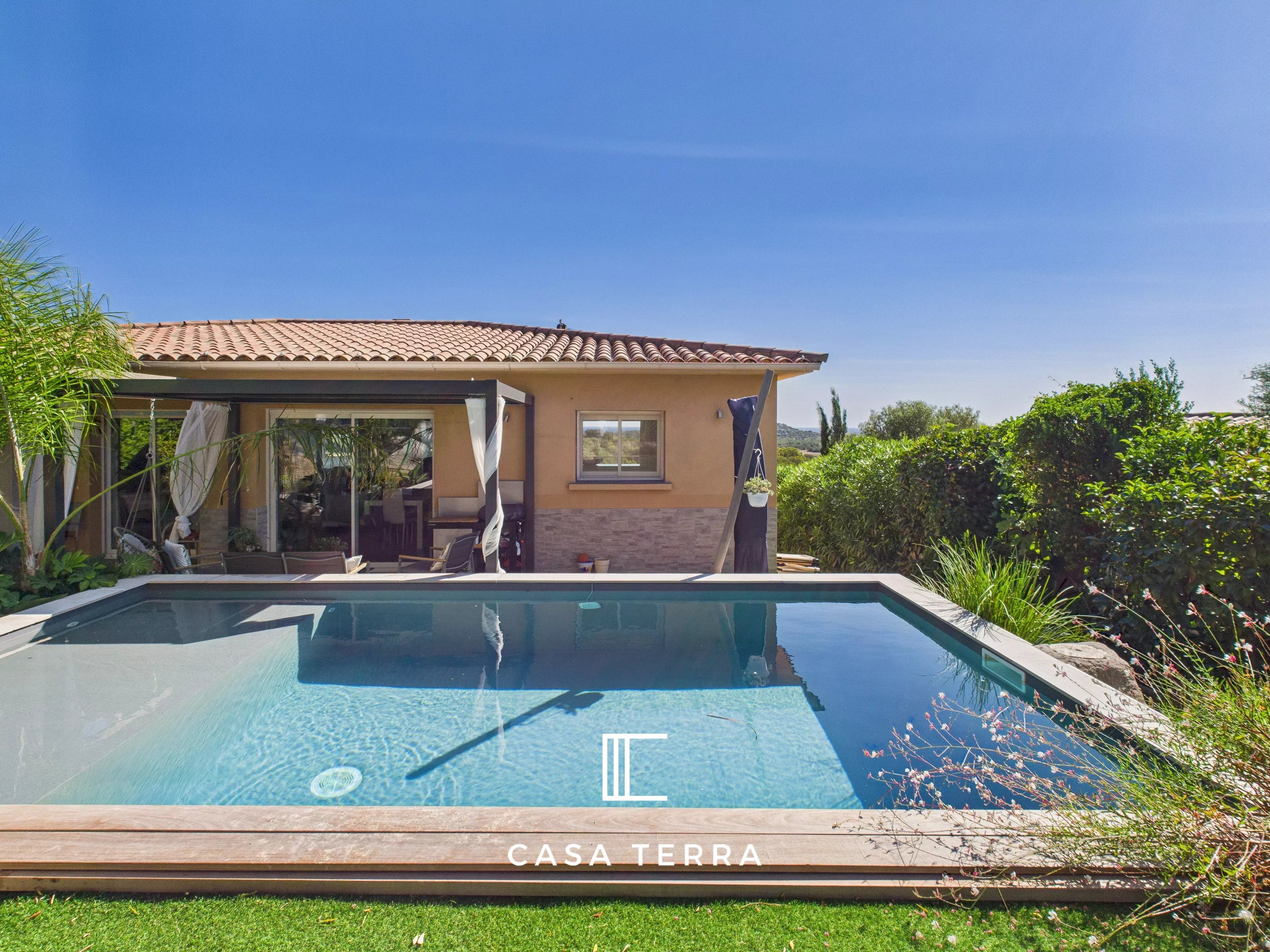 Photo 10 — Casa Terra Real Estate