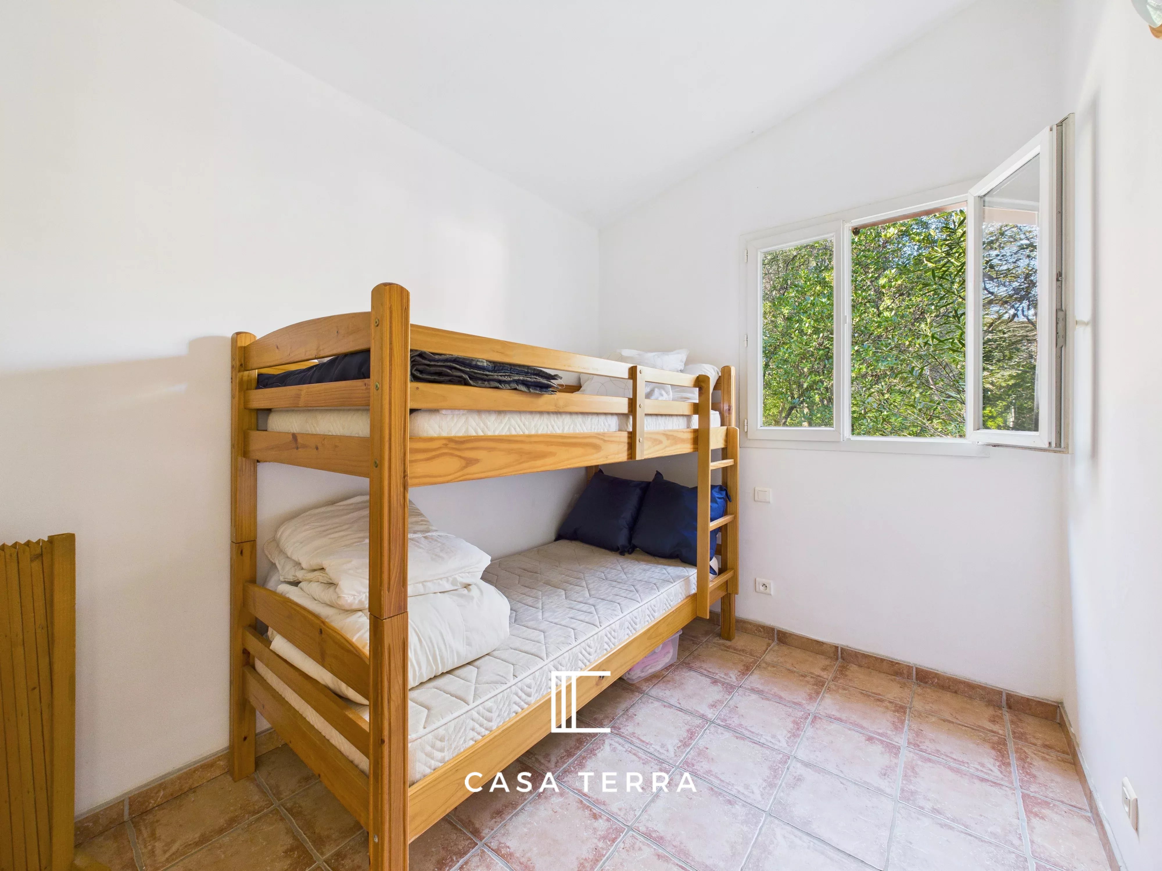 Photo 8 — Casa Terra Real Estate