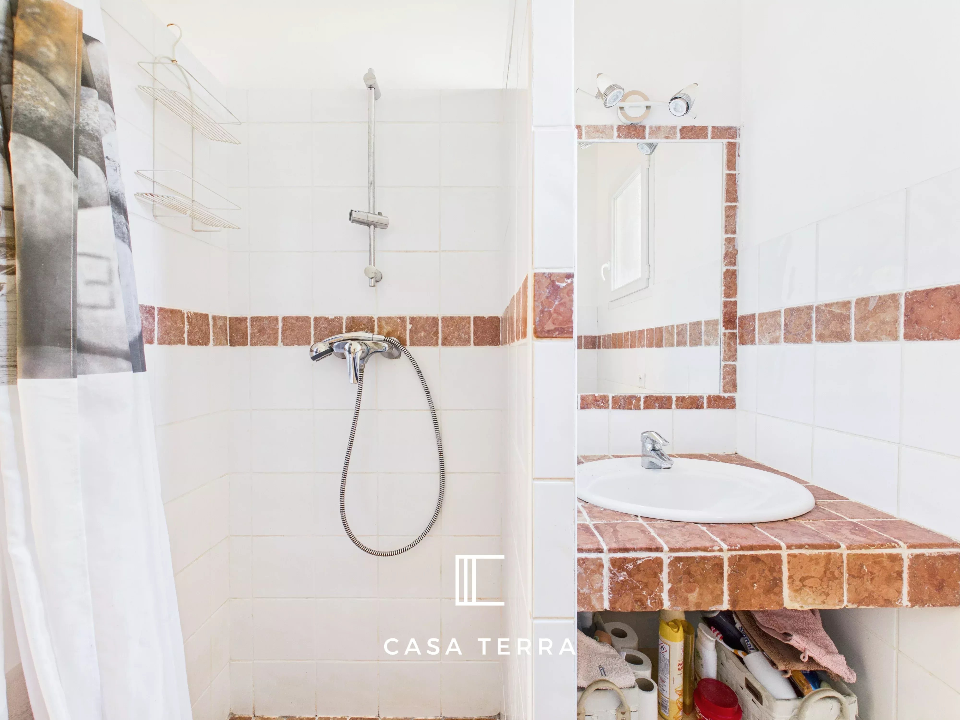 Photo 9 — Casa Terra Real Estate