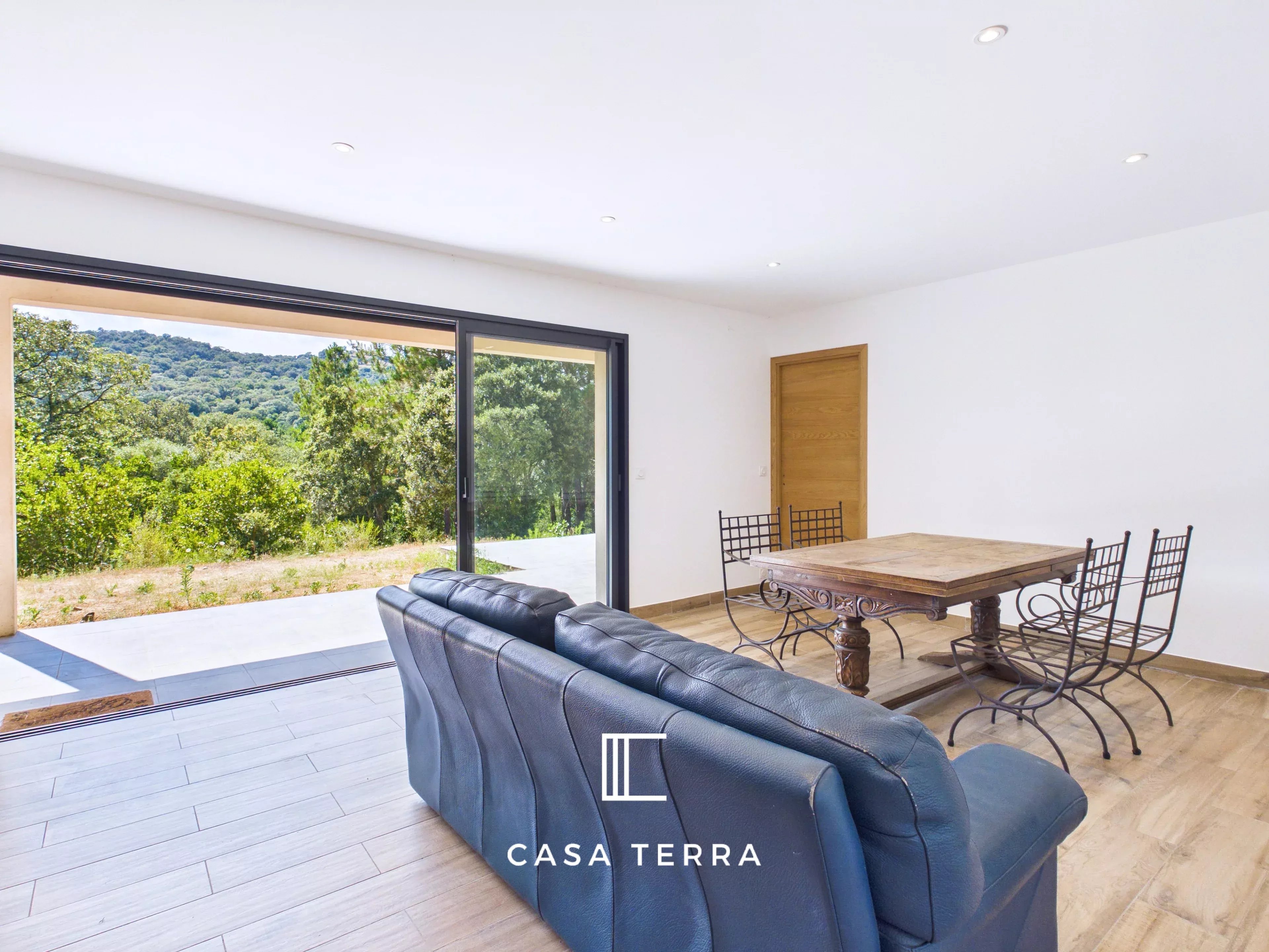 Photo 18 — Casa Terra Real Estate