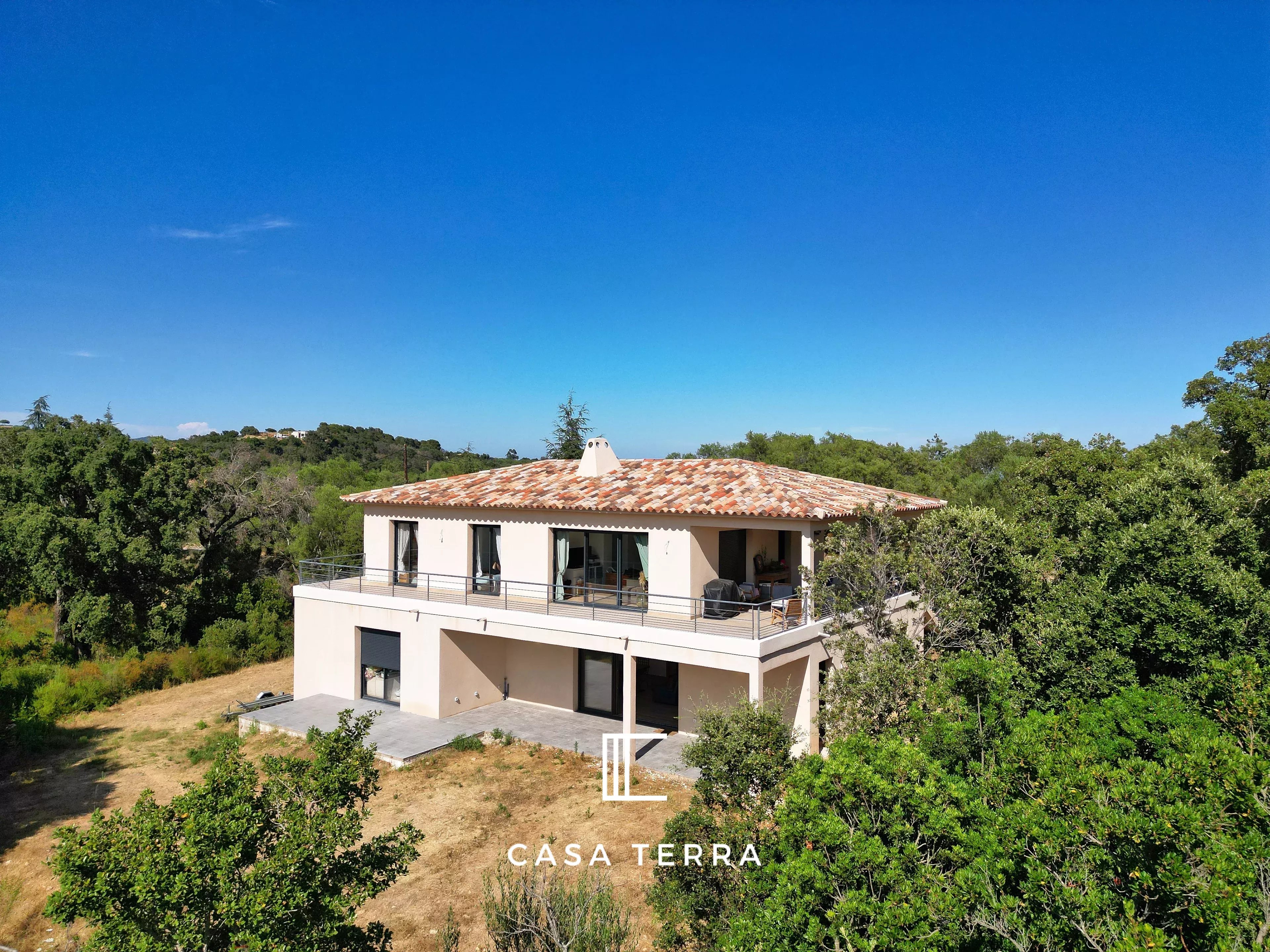 Photo 17 — Casa Terra Real Estate