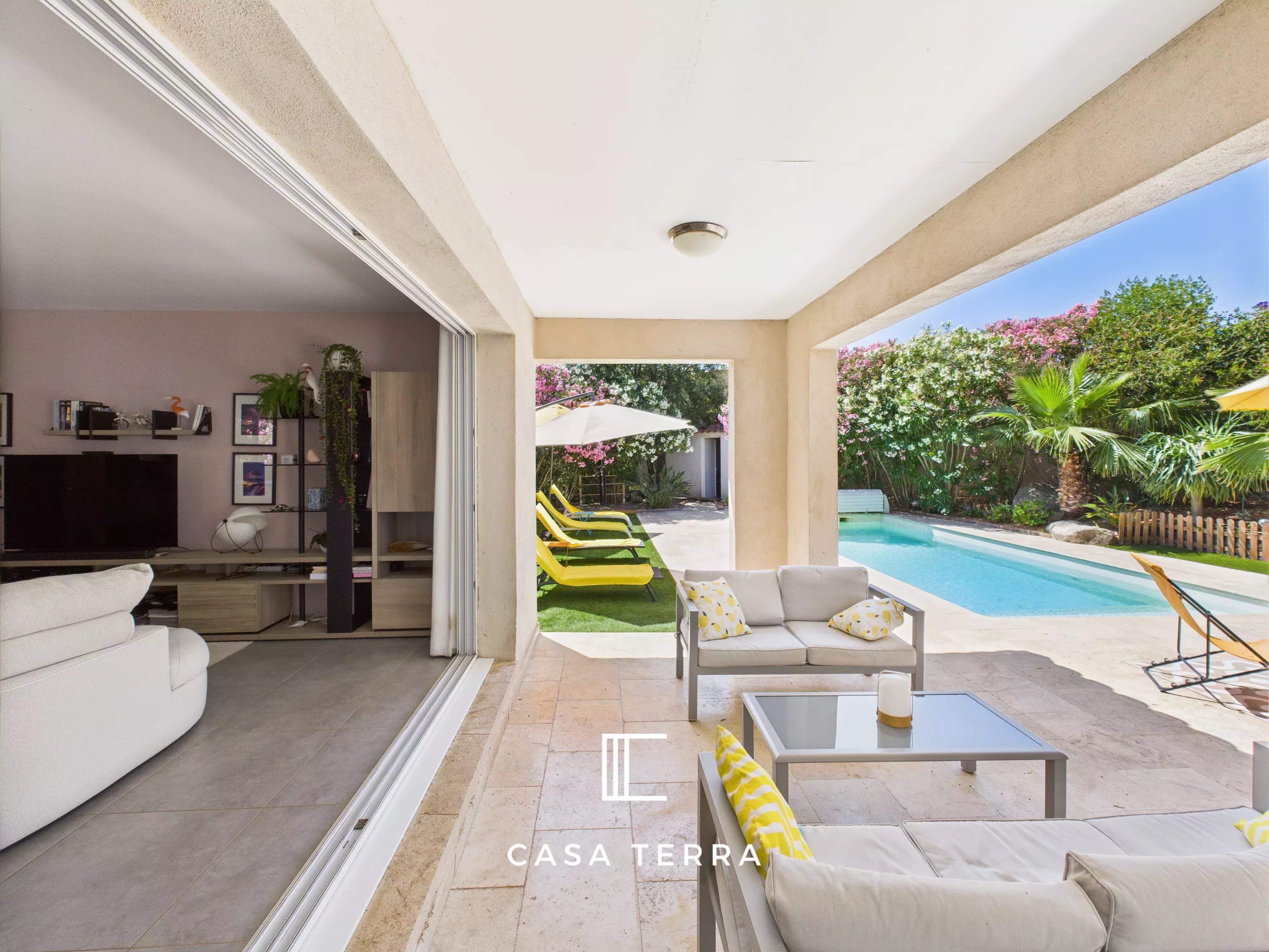 Photo 8 — Casa Terra Real Estate