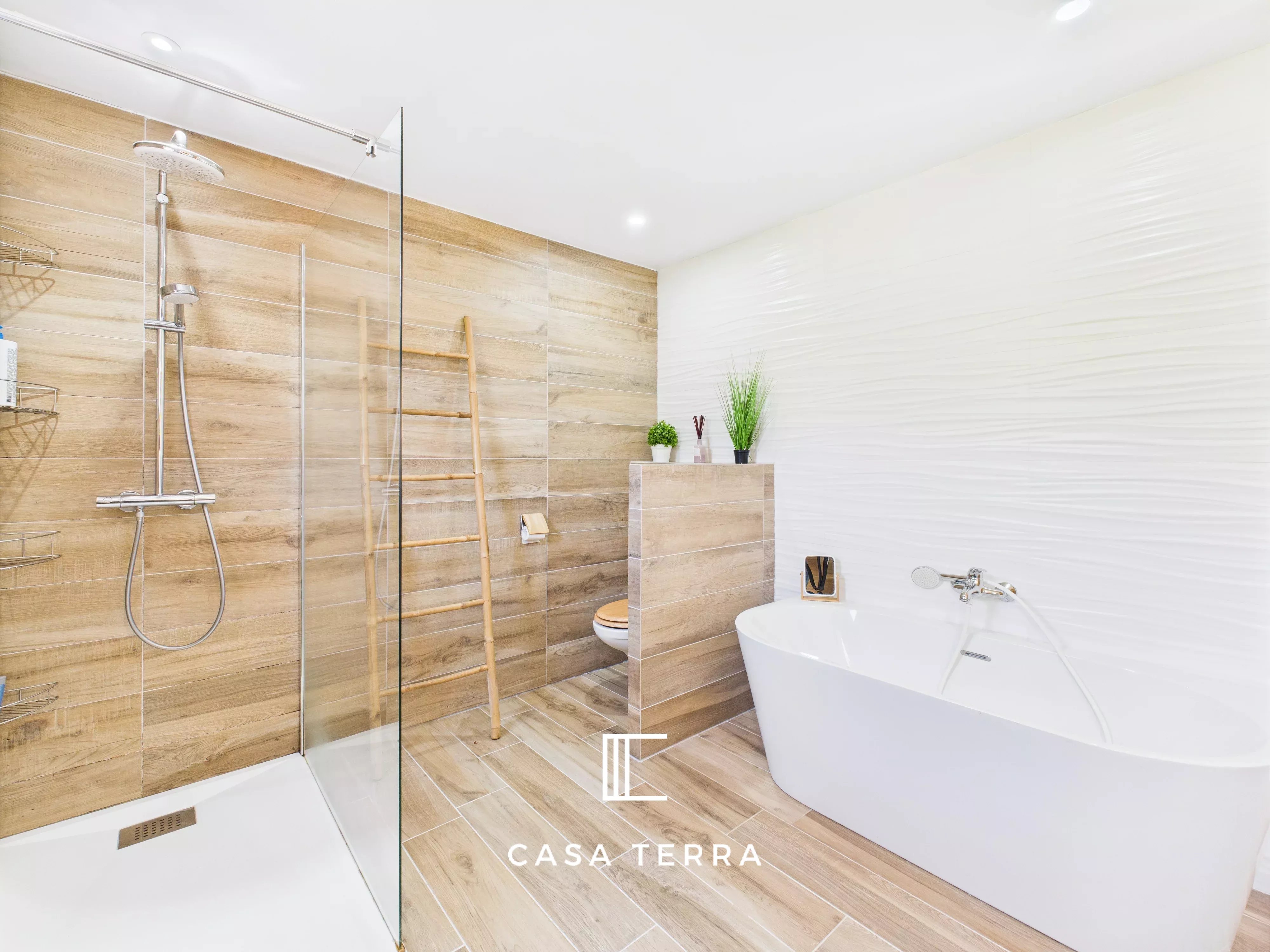 Photo 11 — Casa Terra Real Estate