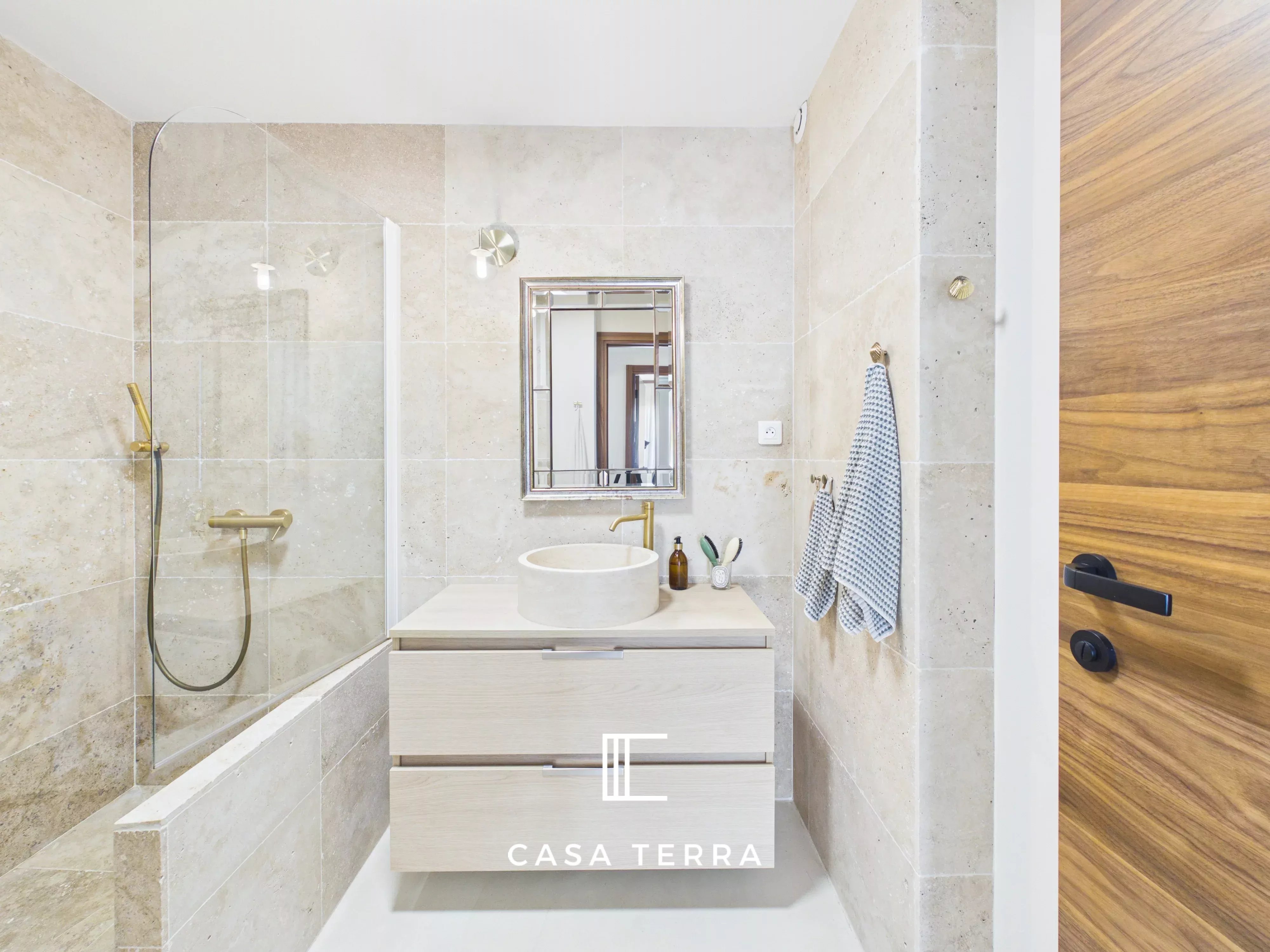 Photo 9 — Casa Terra Real Estate