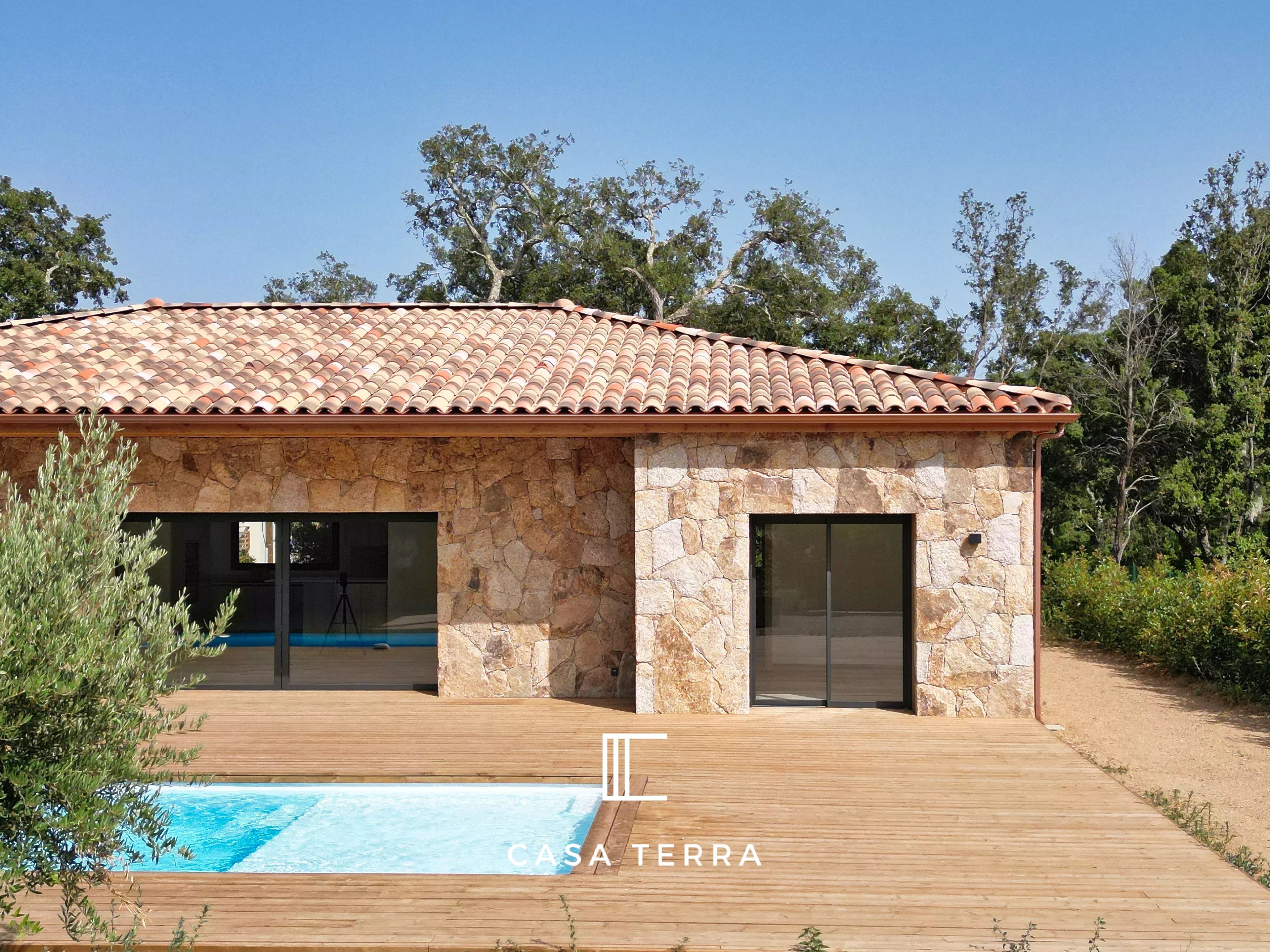 Photo 2 — Casa Terra Real Estate